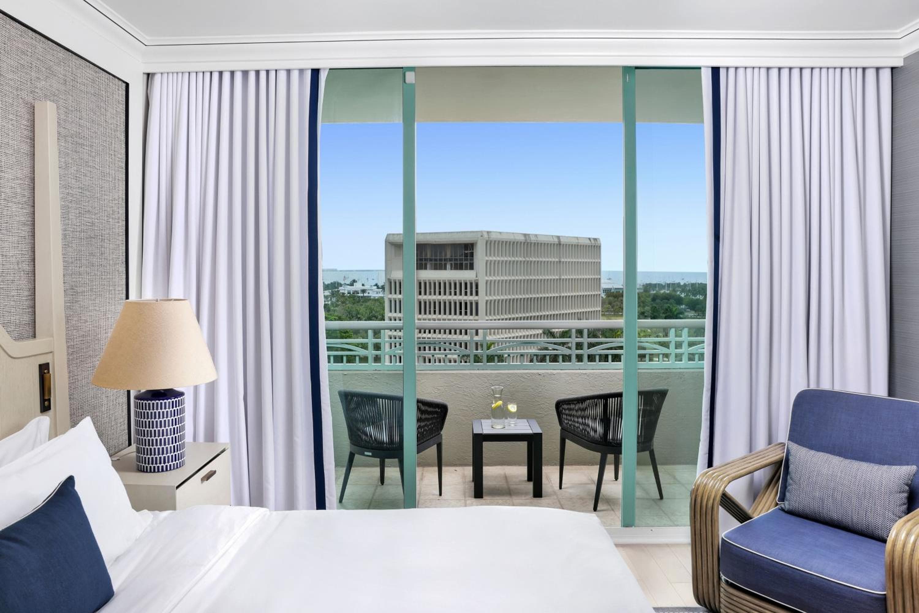 El Ritz-Carlton Coconut Grove, Miami — 12