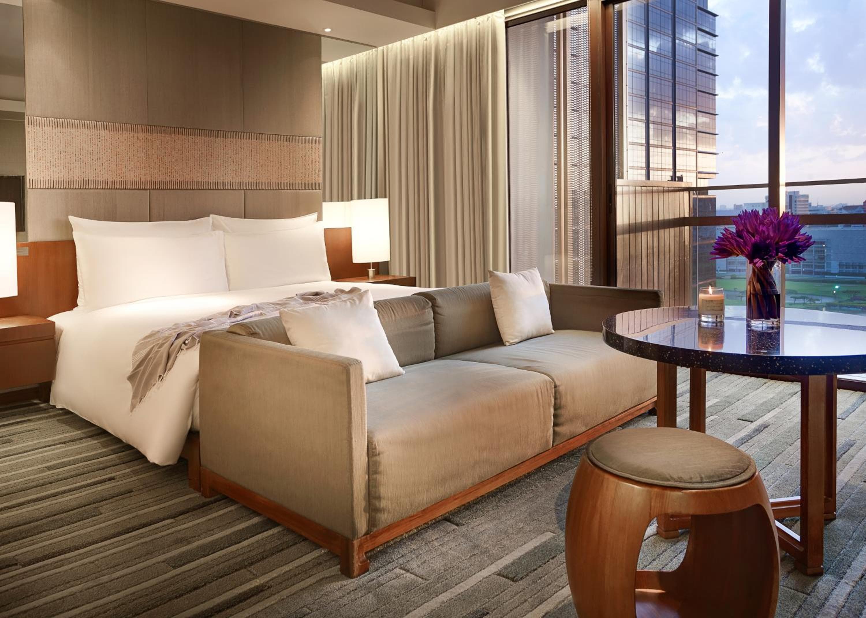 Hansar Bangkok Hotel — 21