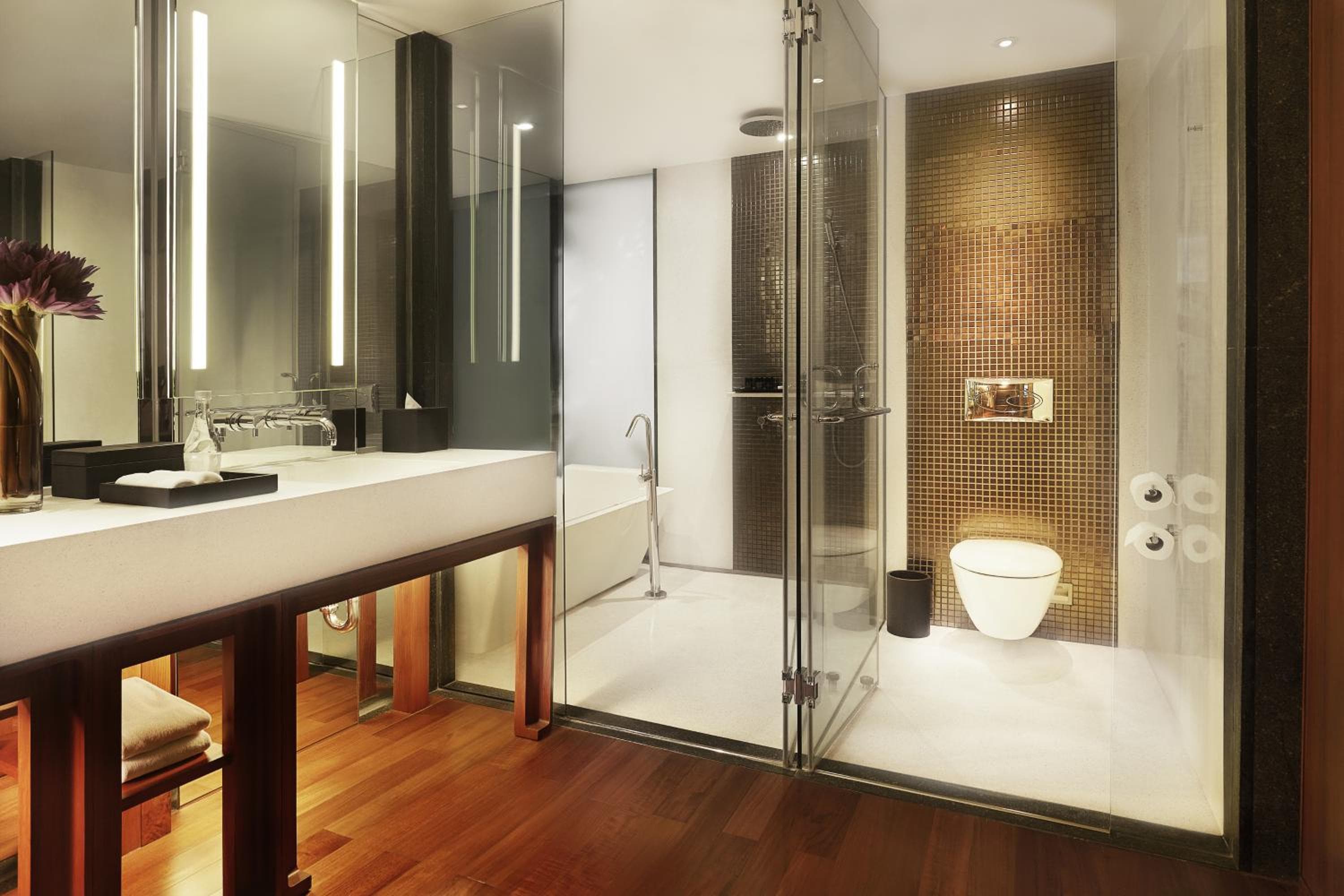 Hansar Bangkok Hotel — 26