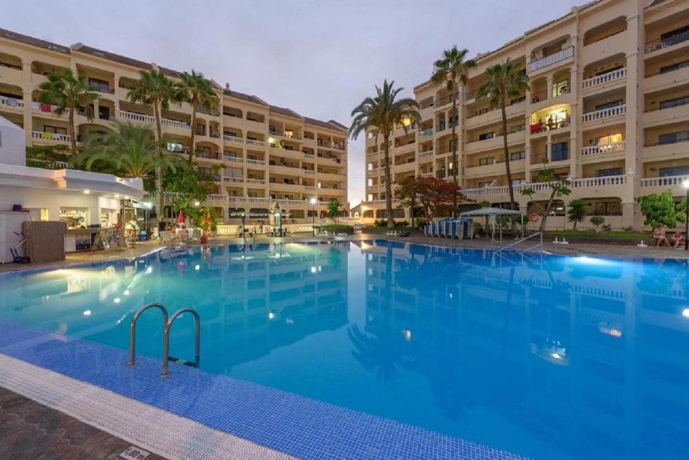 Los Cristianos Heated Pool Sea View AC — 1