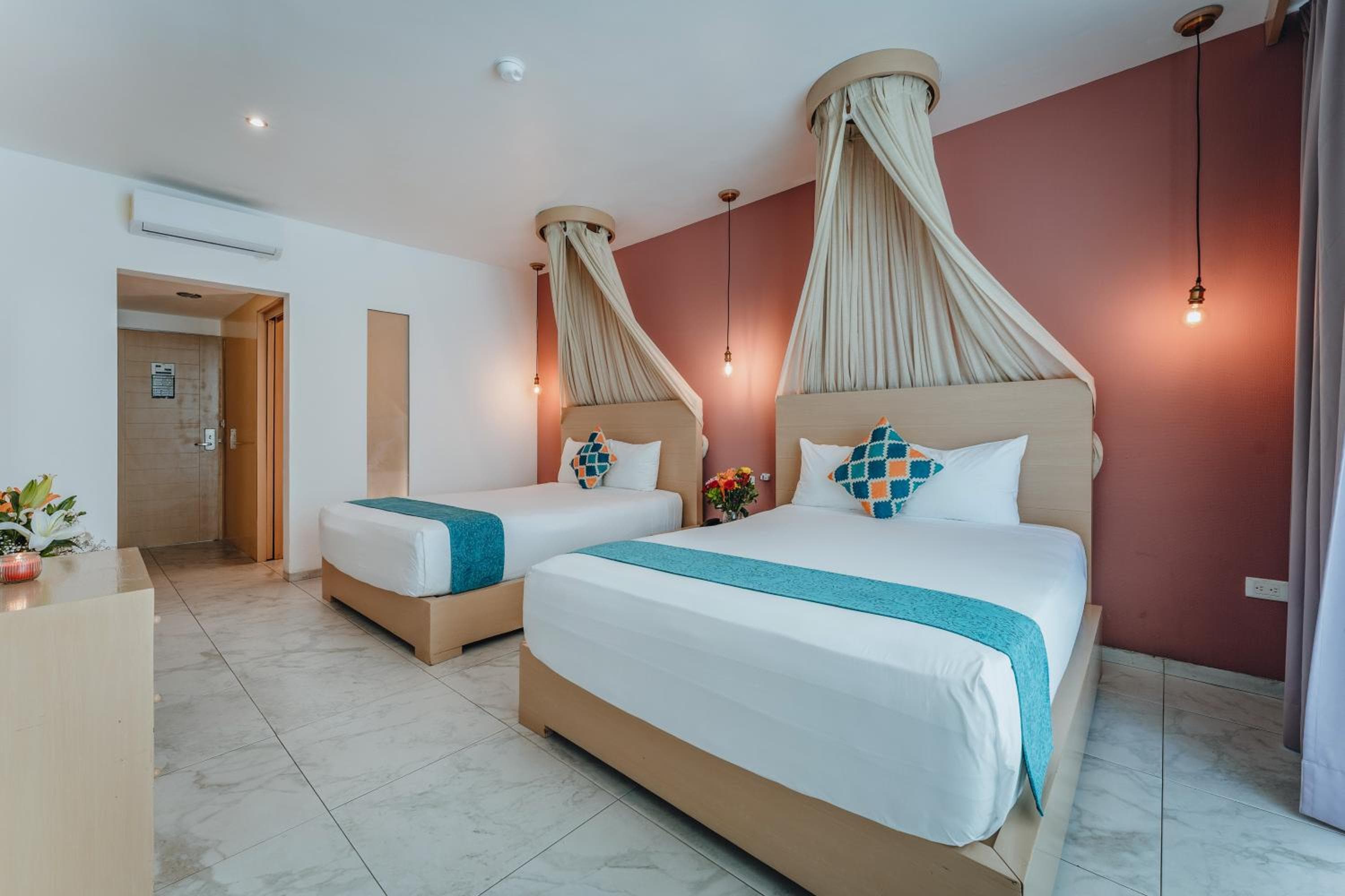 Soho Playa Hotel — 18