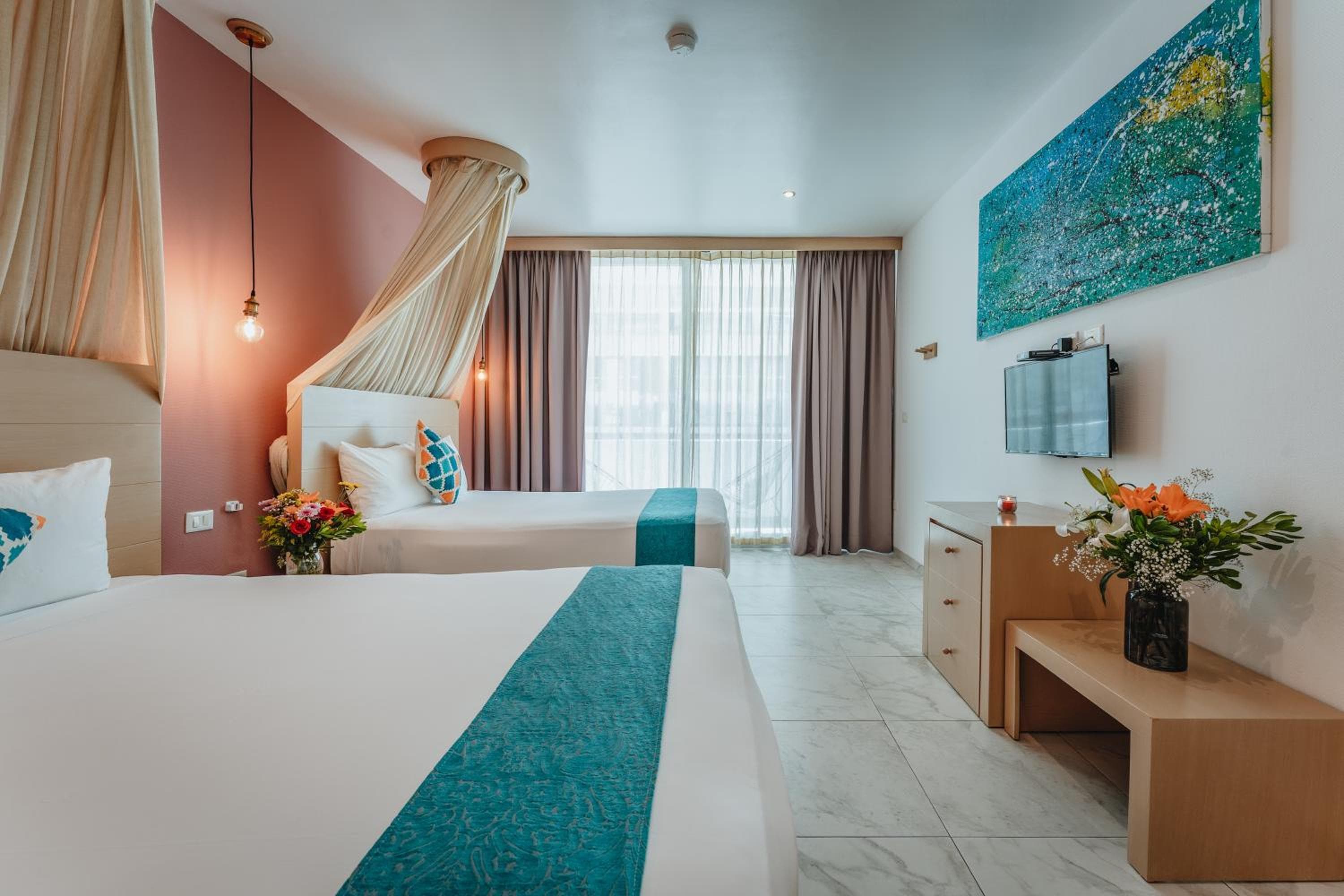 Soho Playa Hotel — 3