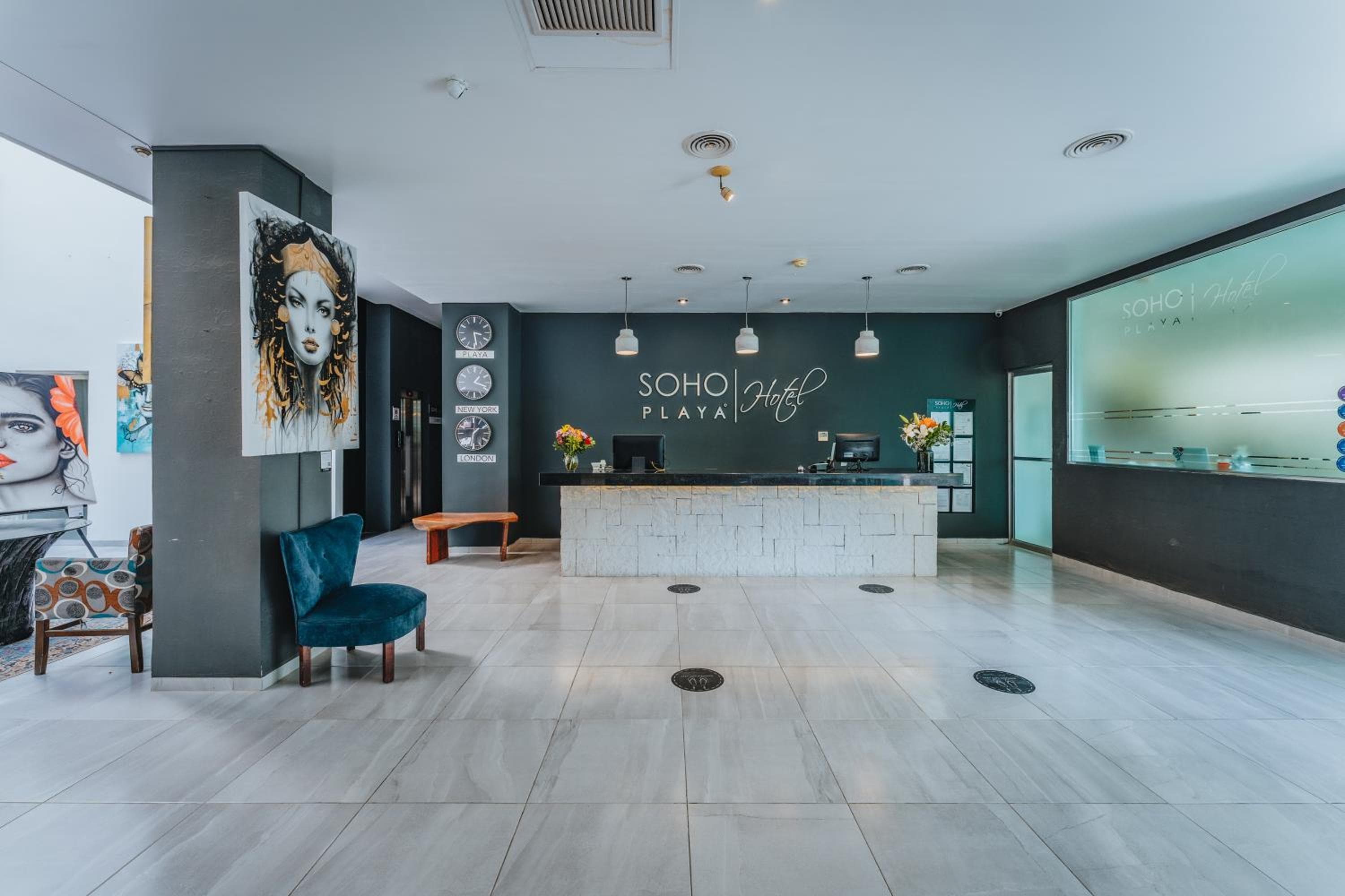 Soho Playa Hotel — 12