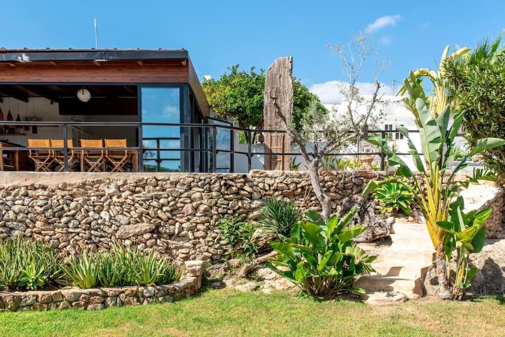CASA CIELO — 14