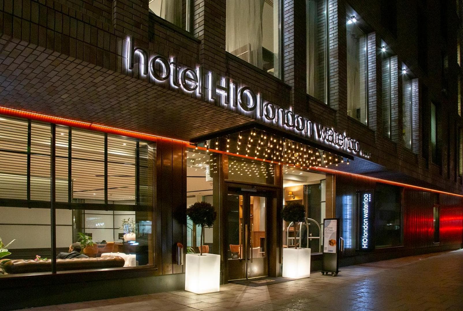 H10 London Waterloo — 1