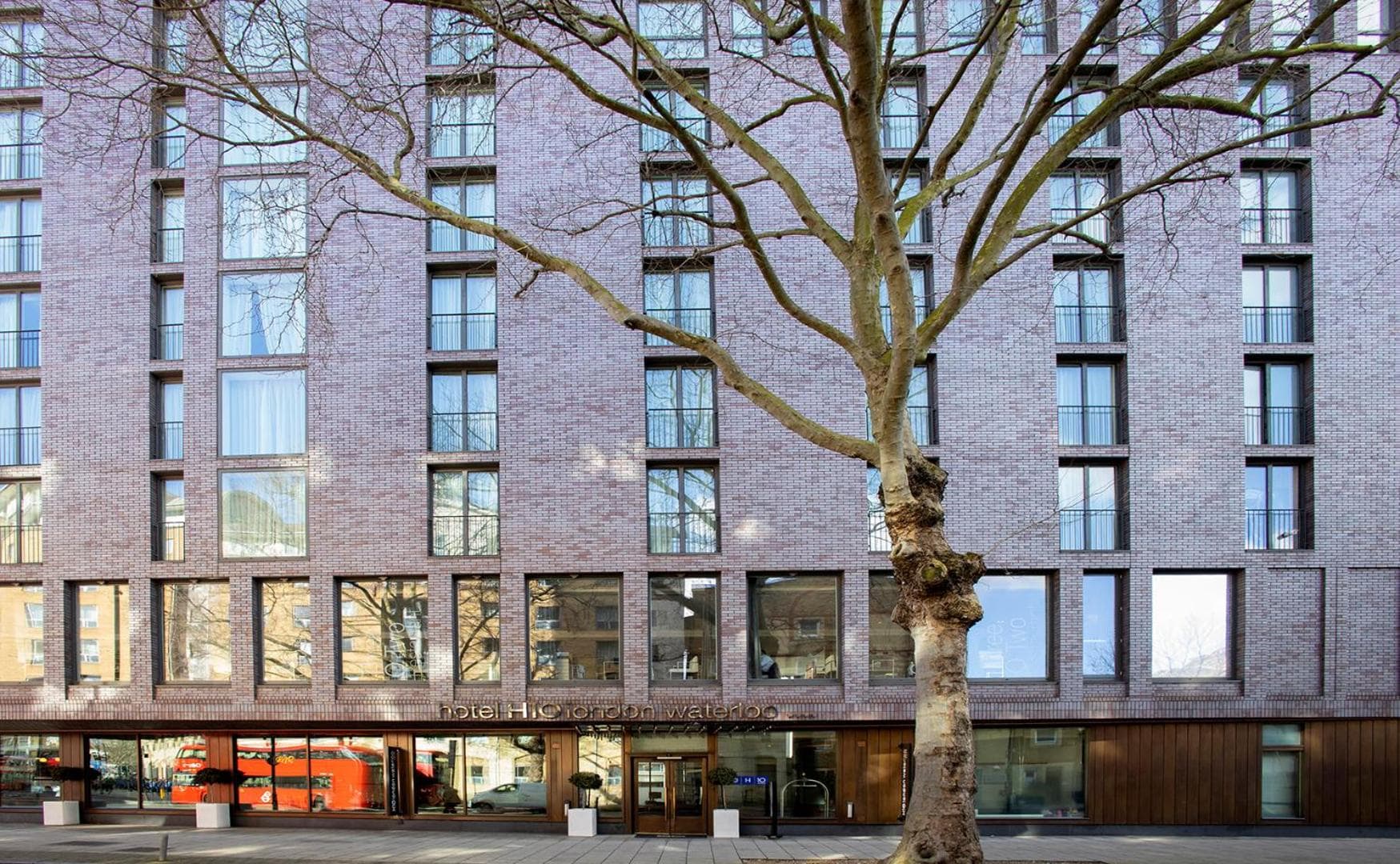 H10 London Waterloo — 13