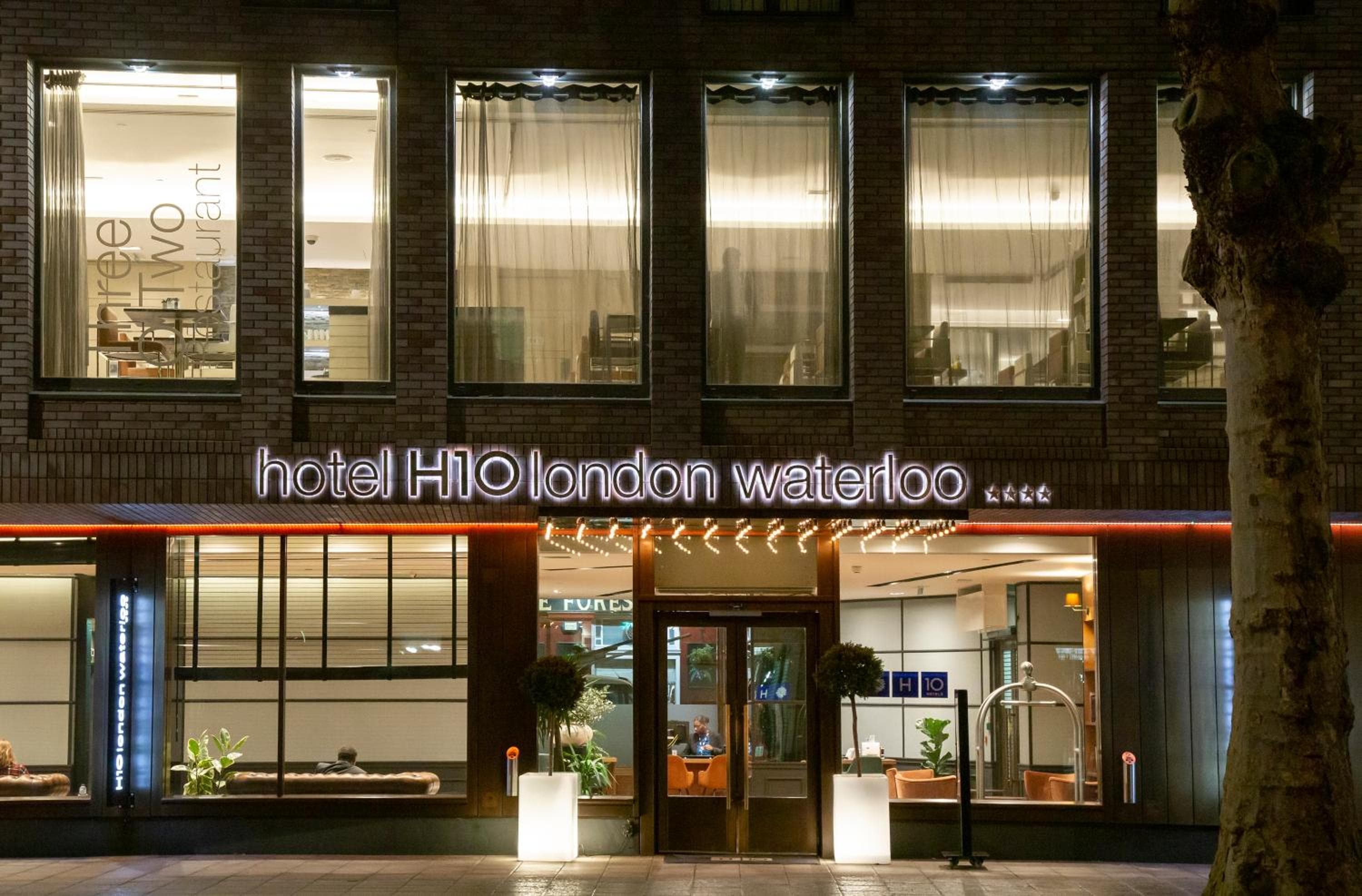 H10 London Waterloo — 23