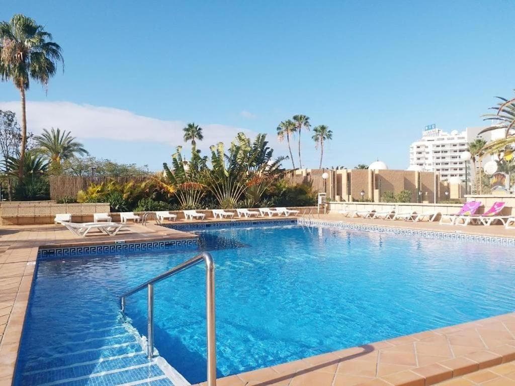 Luxury Suite Borinquen with parking and swimming pool — 4
