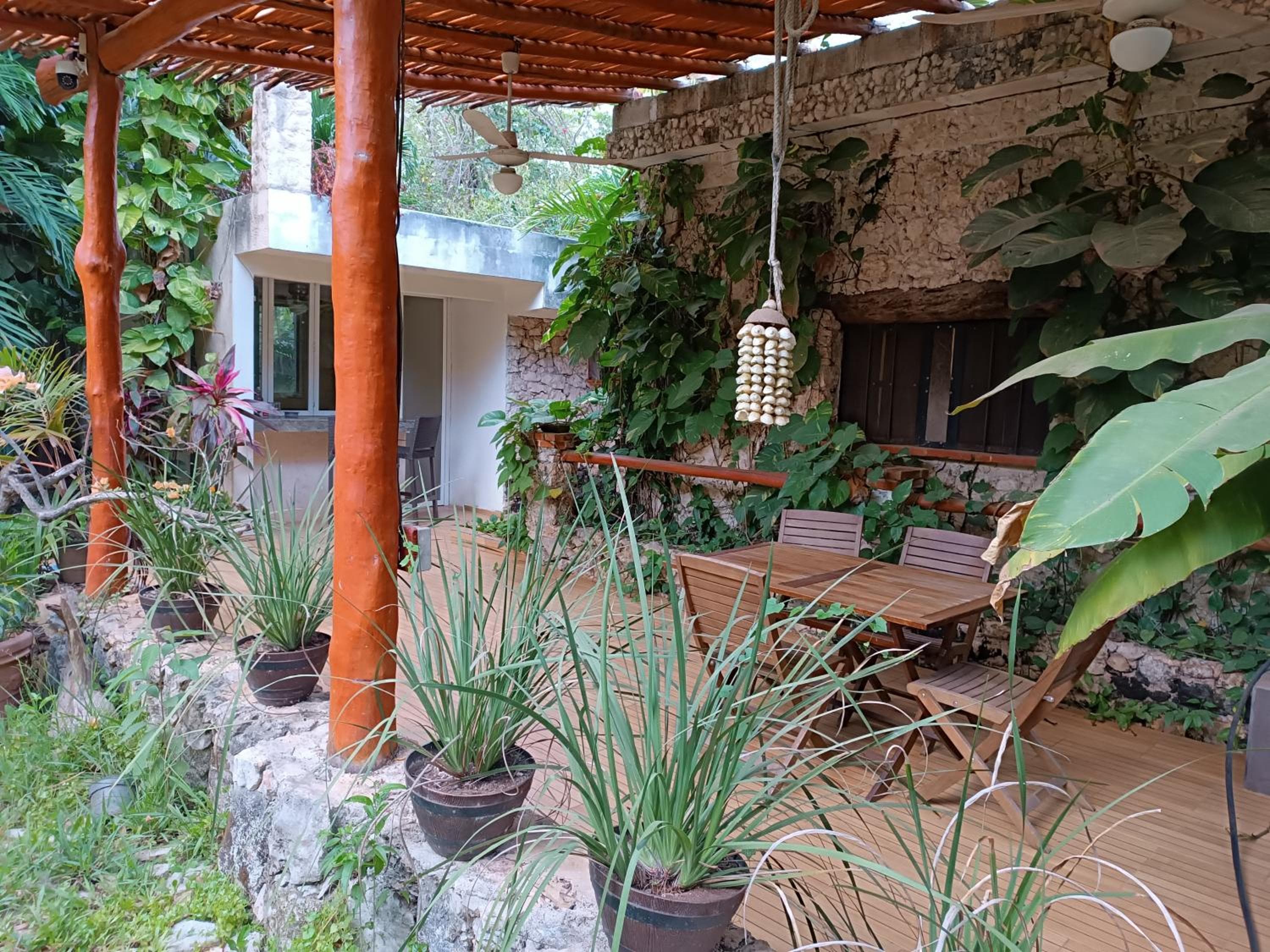 Jungle Lodge CANCUN AEROPUERTO — 5