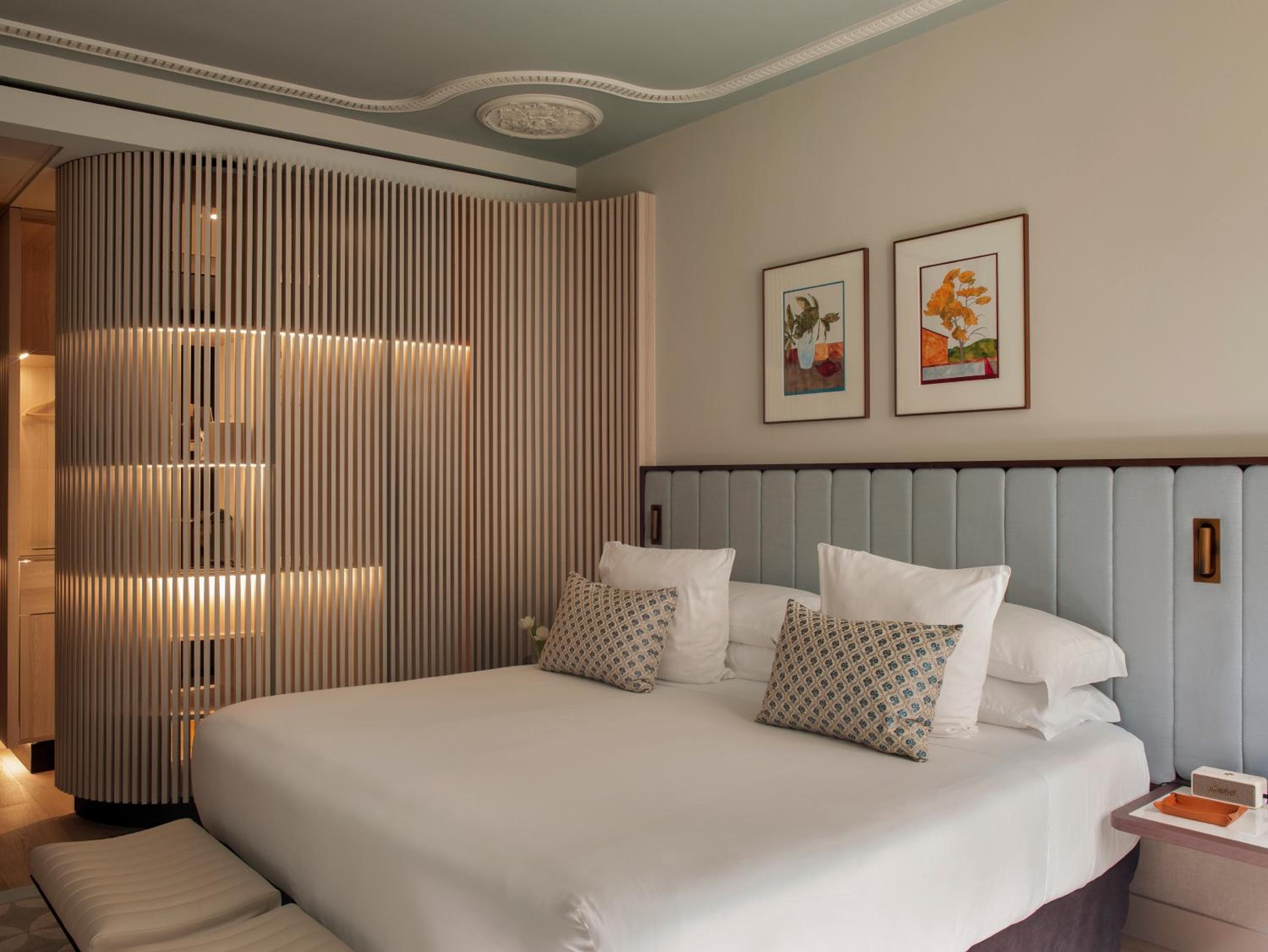 Gran Hotel Central, Pequeños Hoteles de Lujo — 8