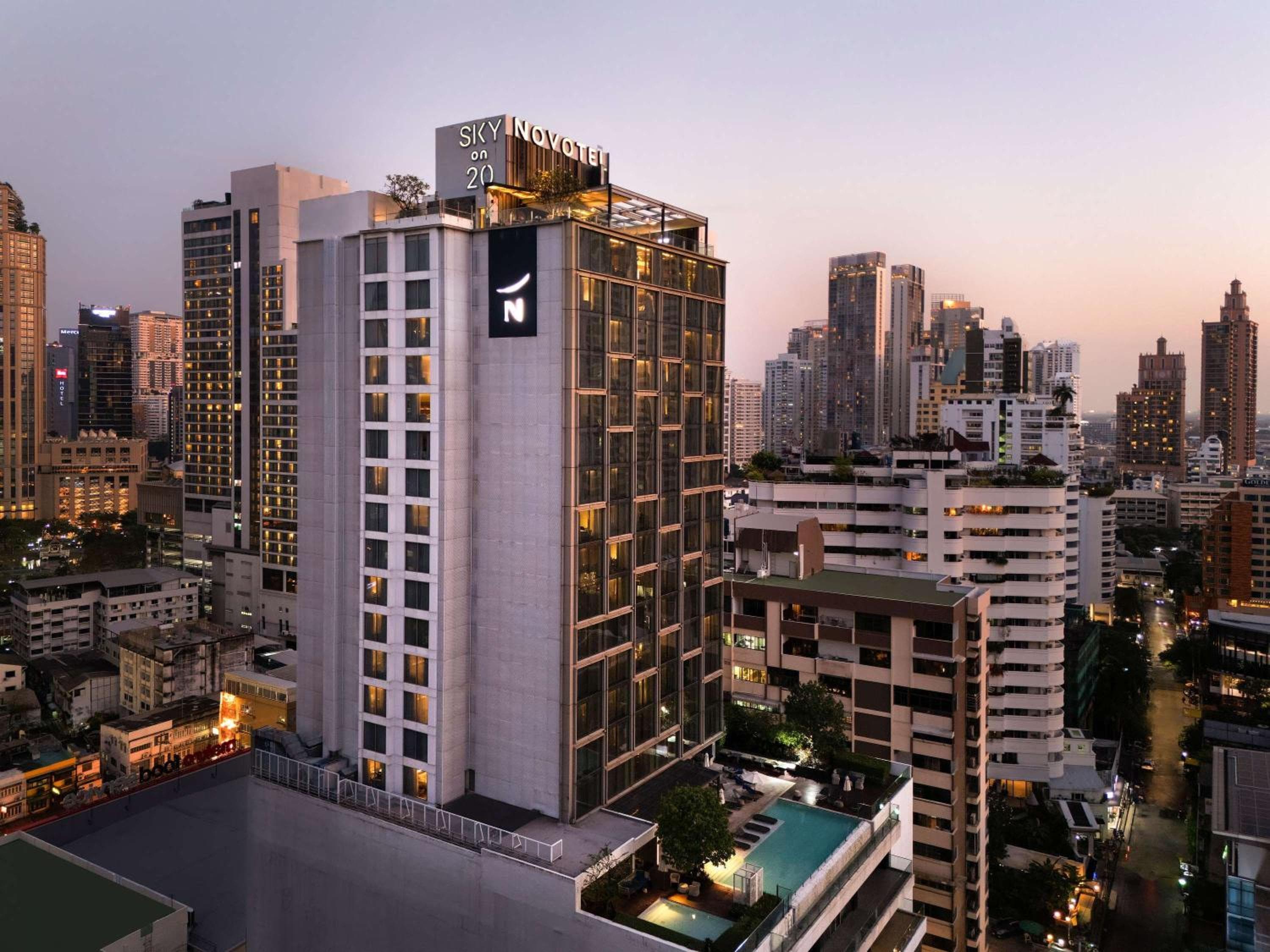Novotel Bangkok Sukhumvit 20 — 1