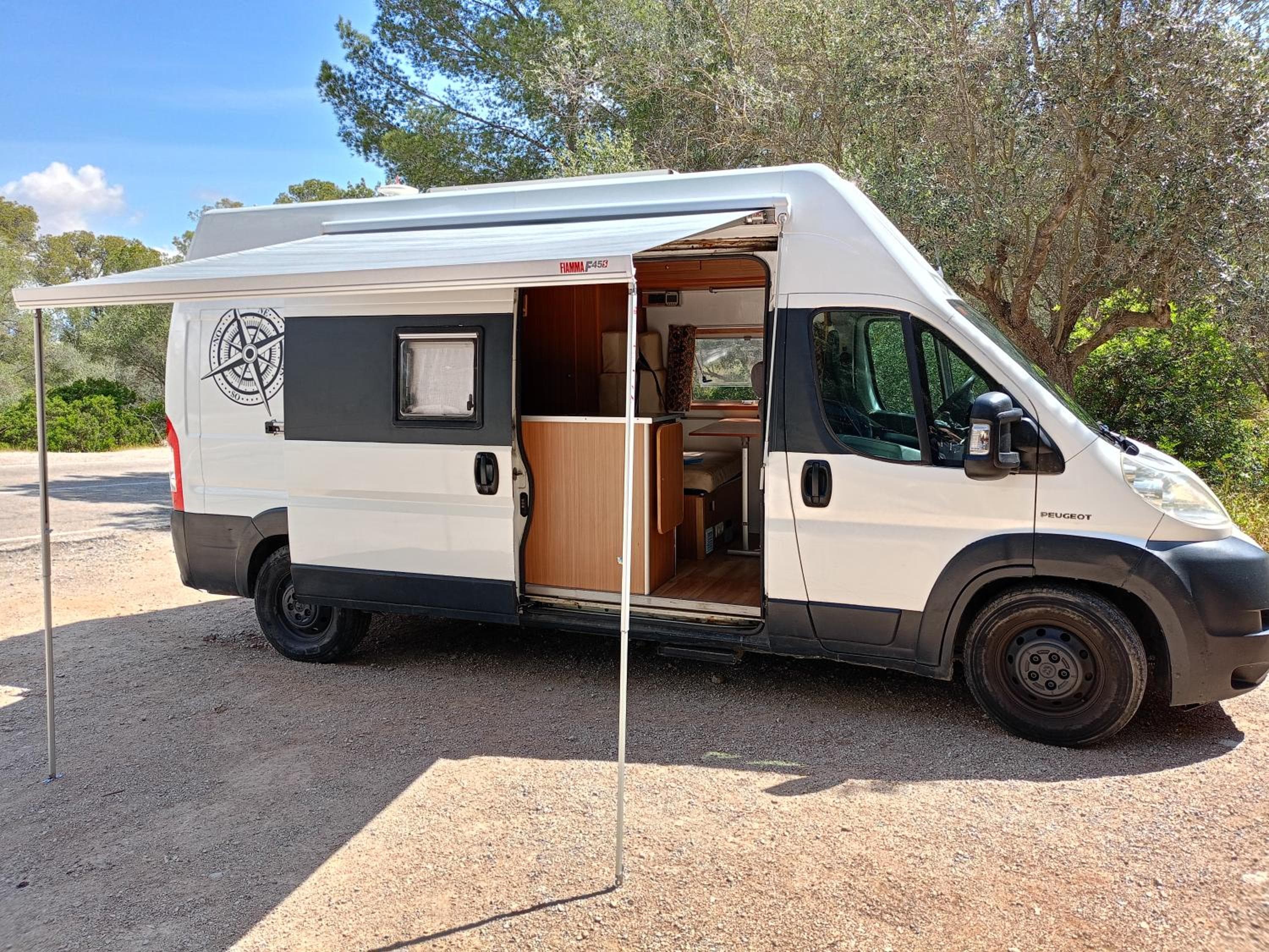 Furgoneta Camper Gran Volumen — 1