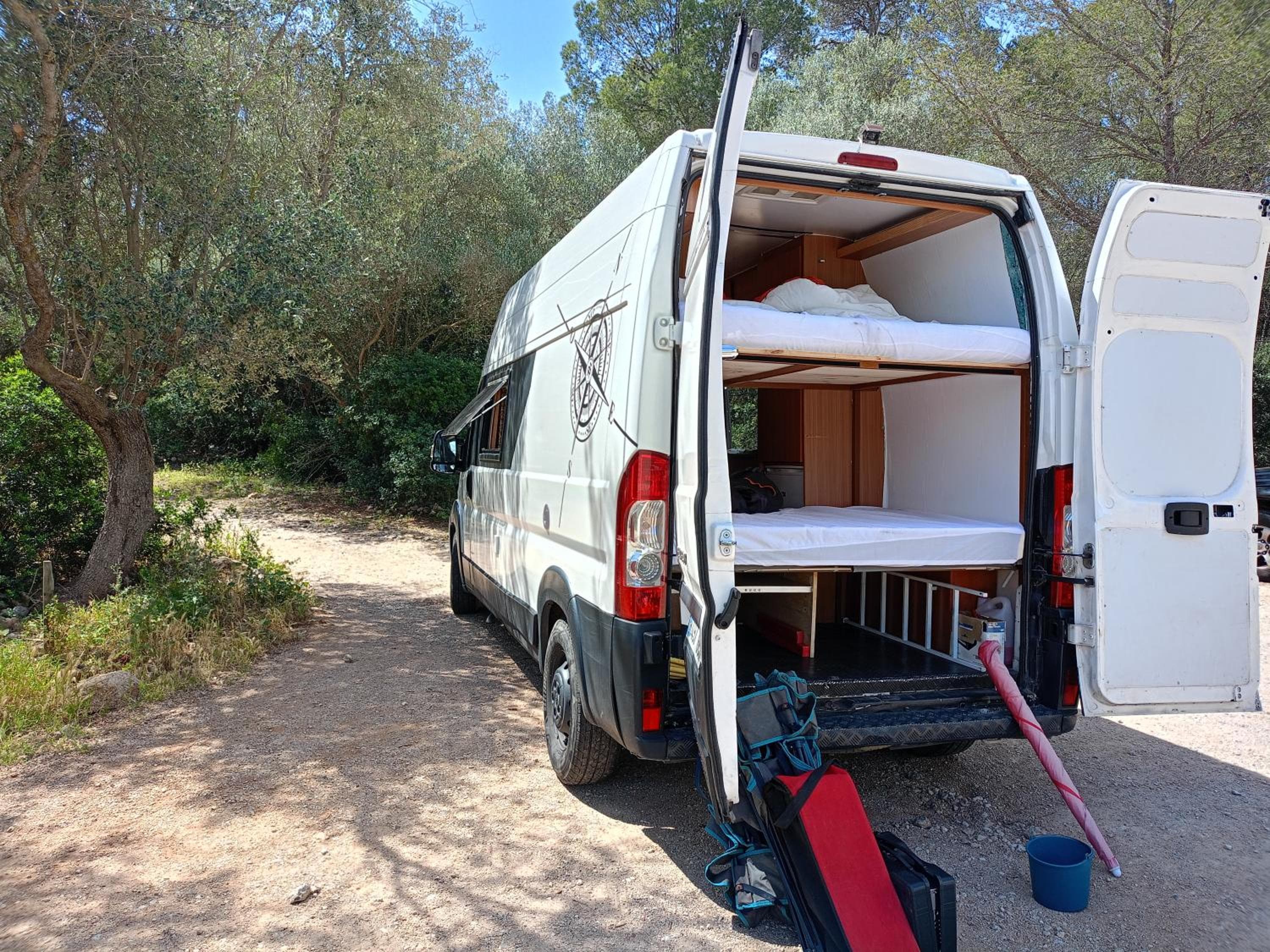 Furgoneta Camper Gran Volumen — 14