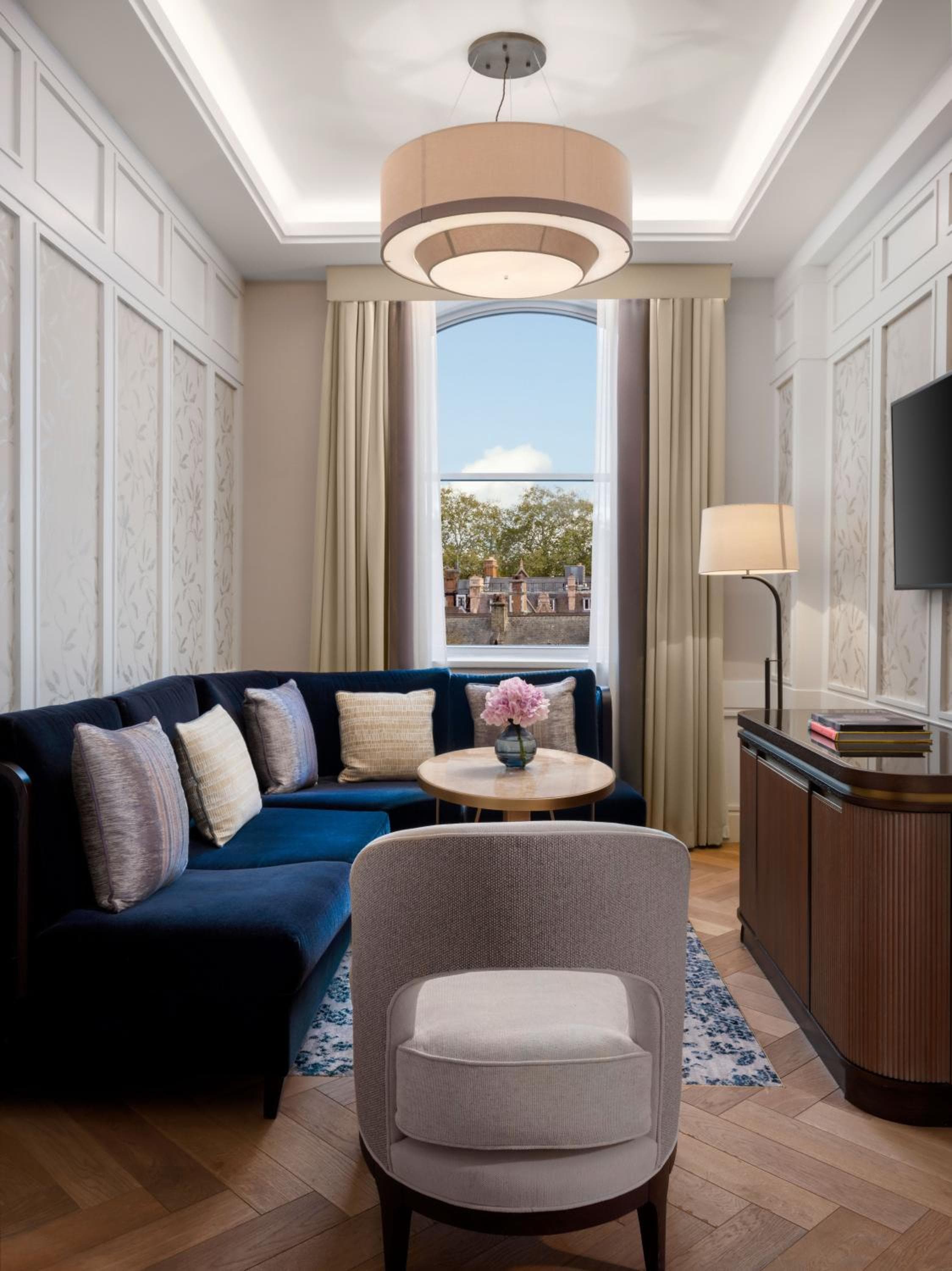 Das Biltmore Mayfair — 25