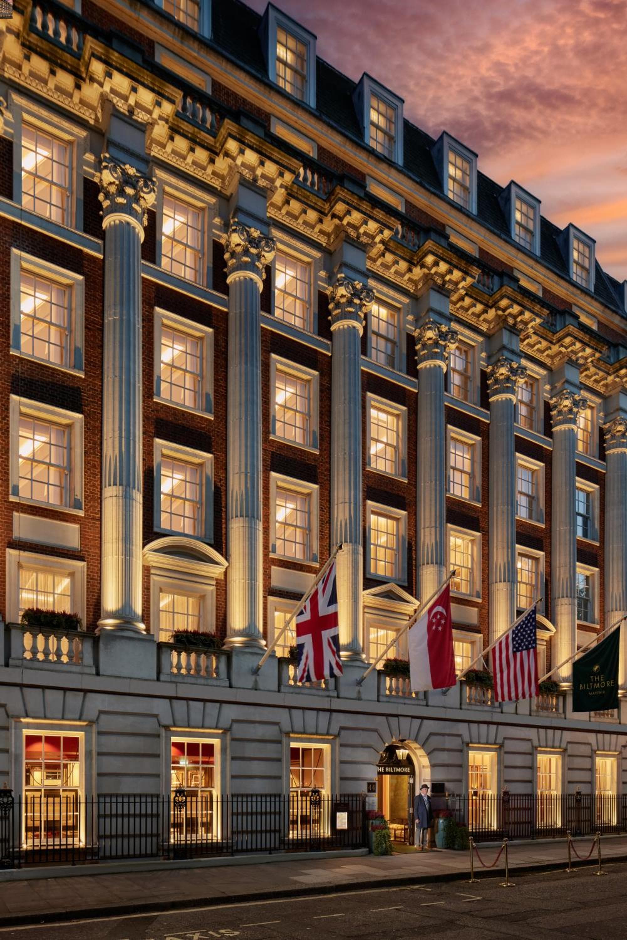 Das Biltmore Mayfair — 1