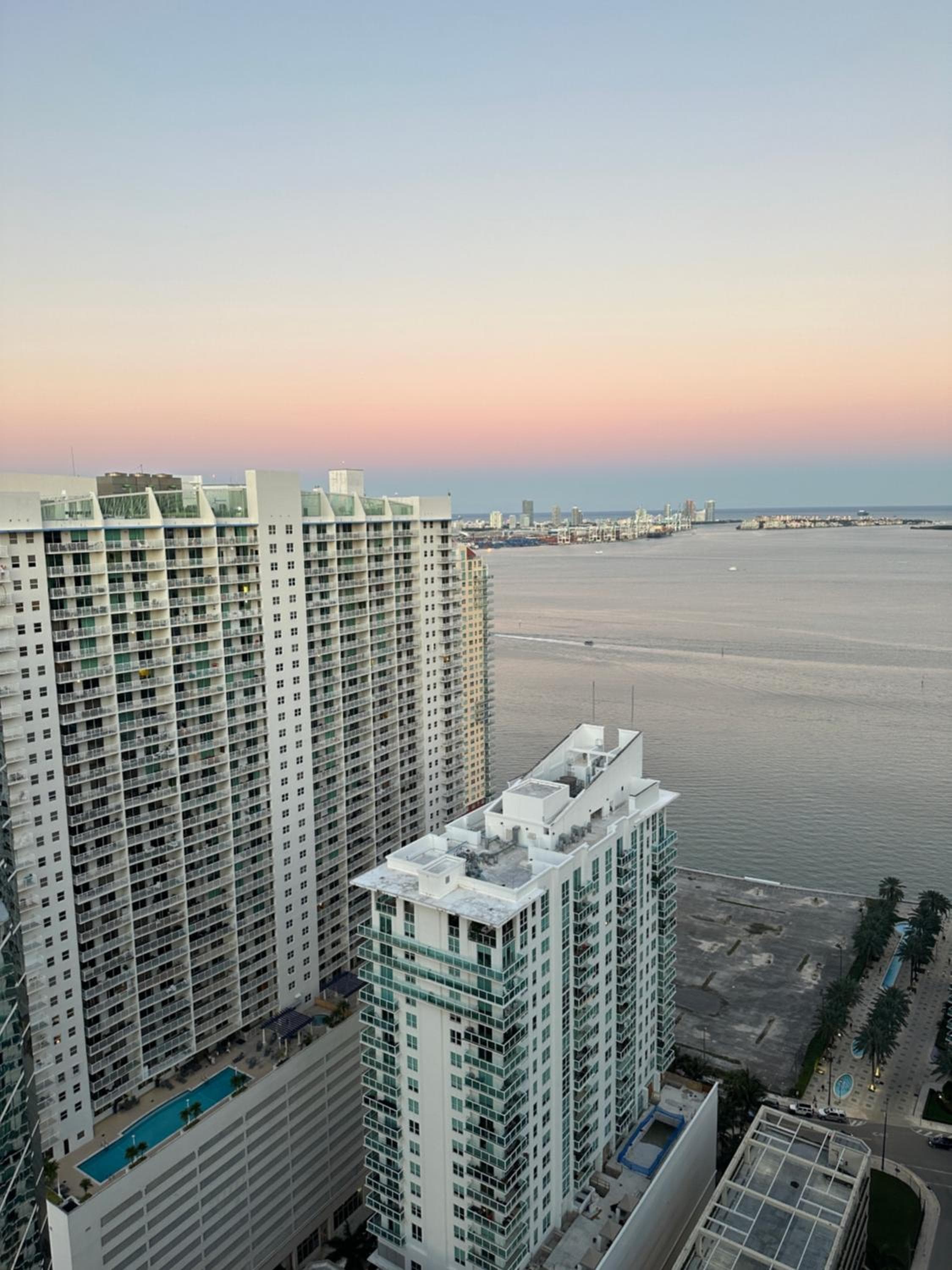 Brickell Floor 31 AKA- Sea View by Palermo Home Miami — 18