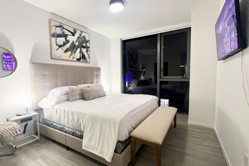 X Lounge-Contemporary Corner Residence — 6