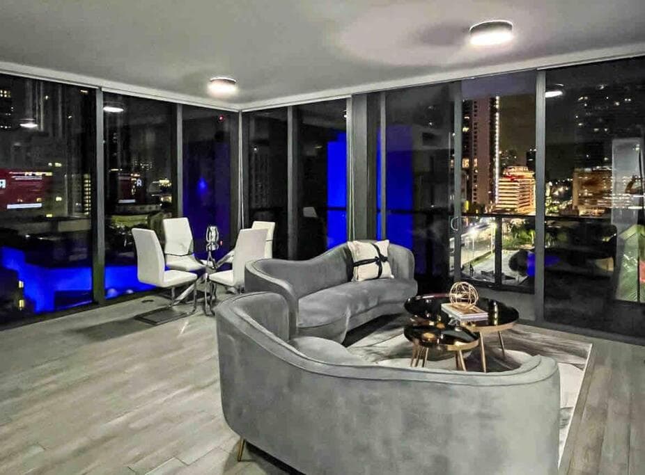 3 BR 3BA Palace Biscayne bay! Prime Locale Views — 6