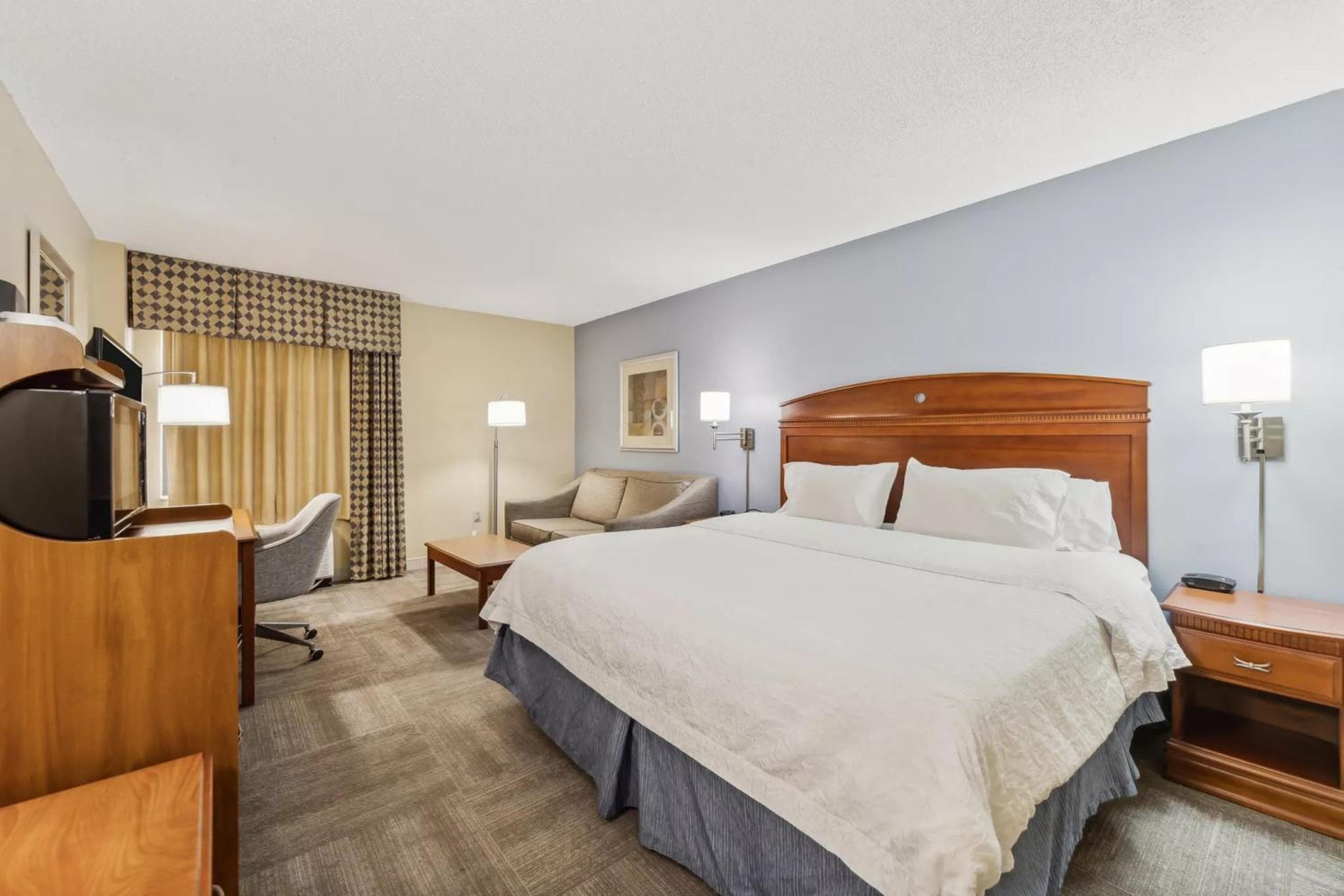 Hampton Inn Miami-Airport West — 4