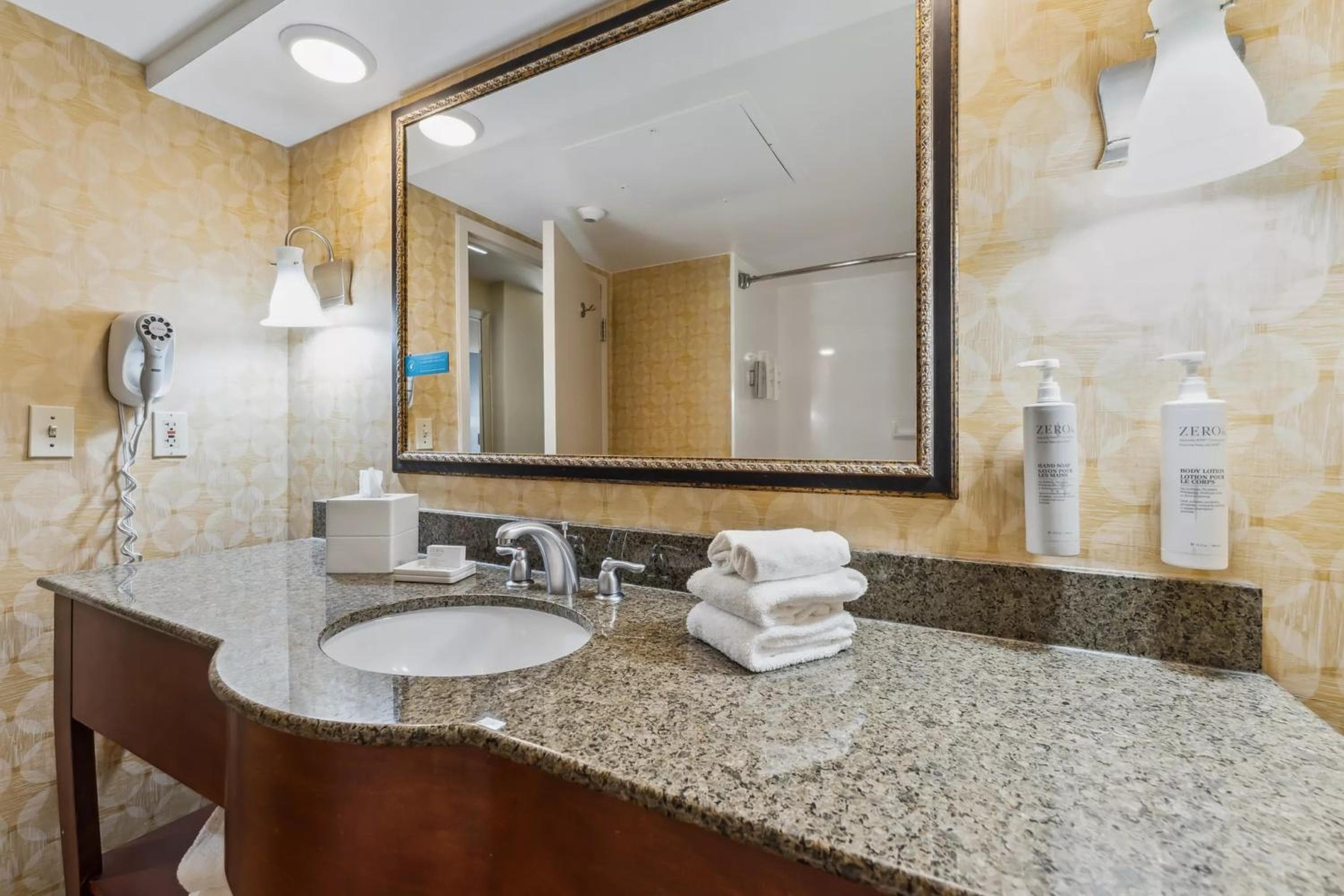 Hampton Inn Miami-Airport West — 5