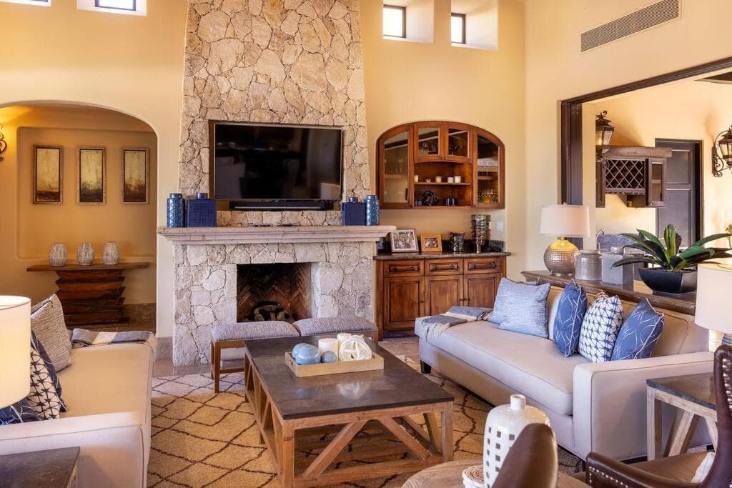 5-BR Golf Villa With Transportation Included — 10