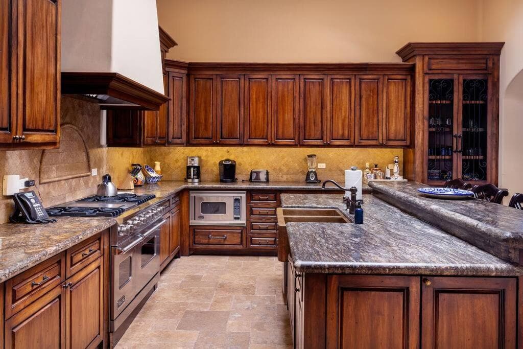 5-BR Golf Villa With Transportation Included — 13