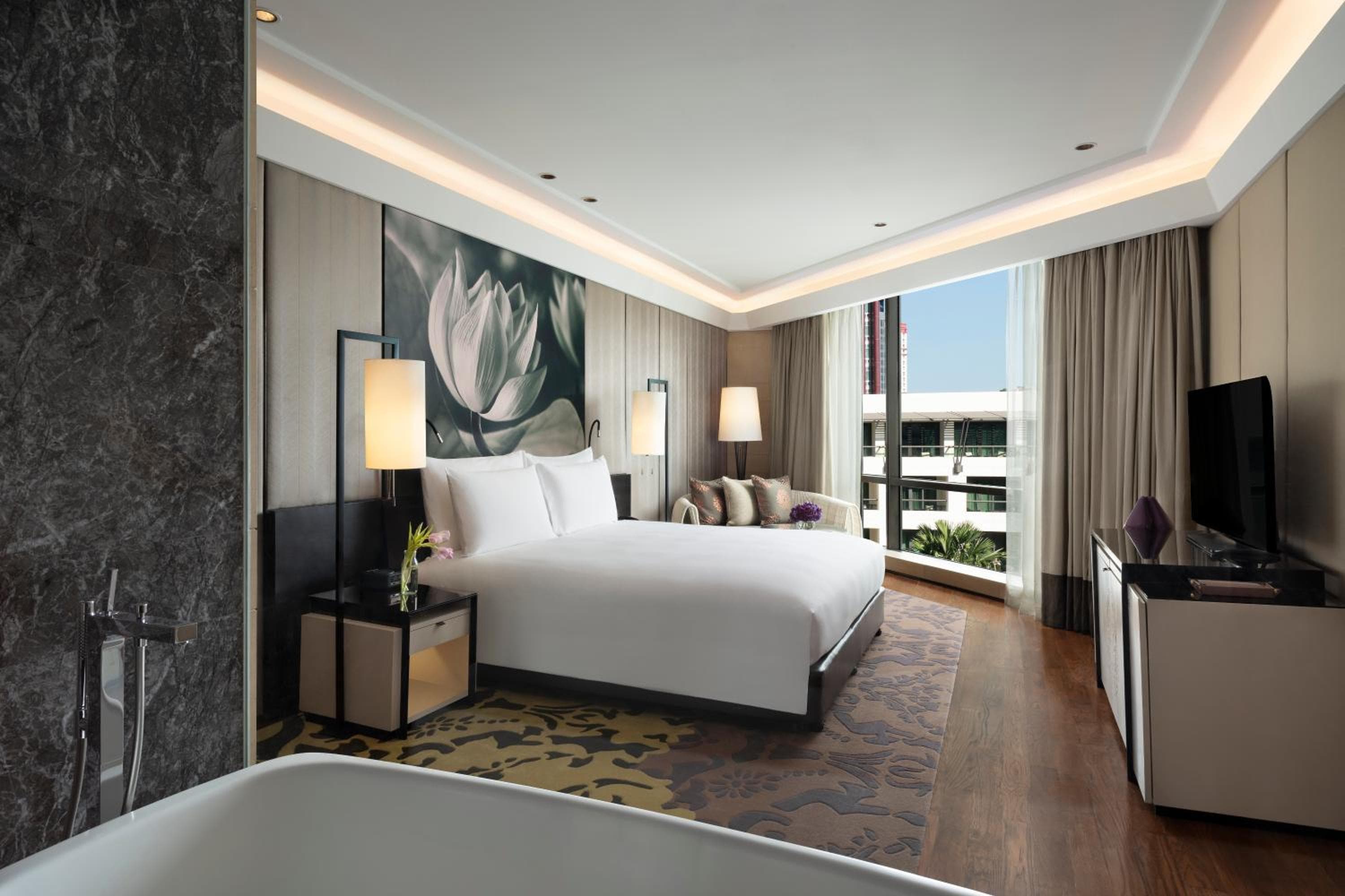 Siam Kempinski Hotel Bangkok — 19