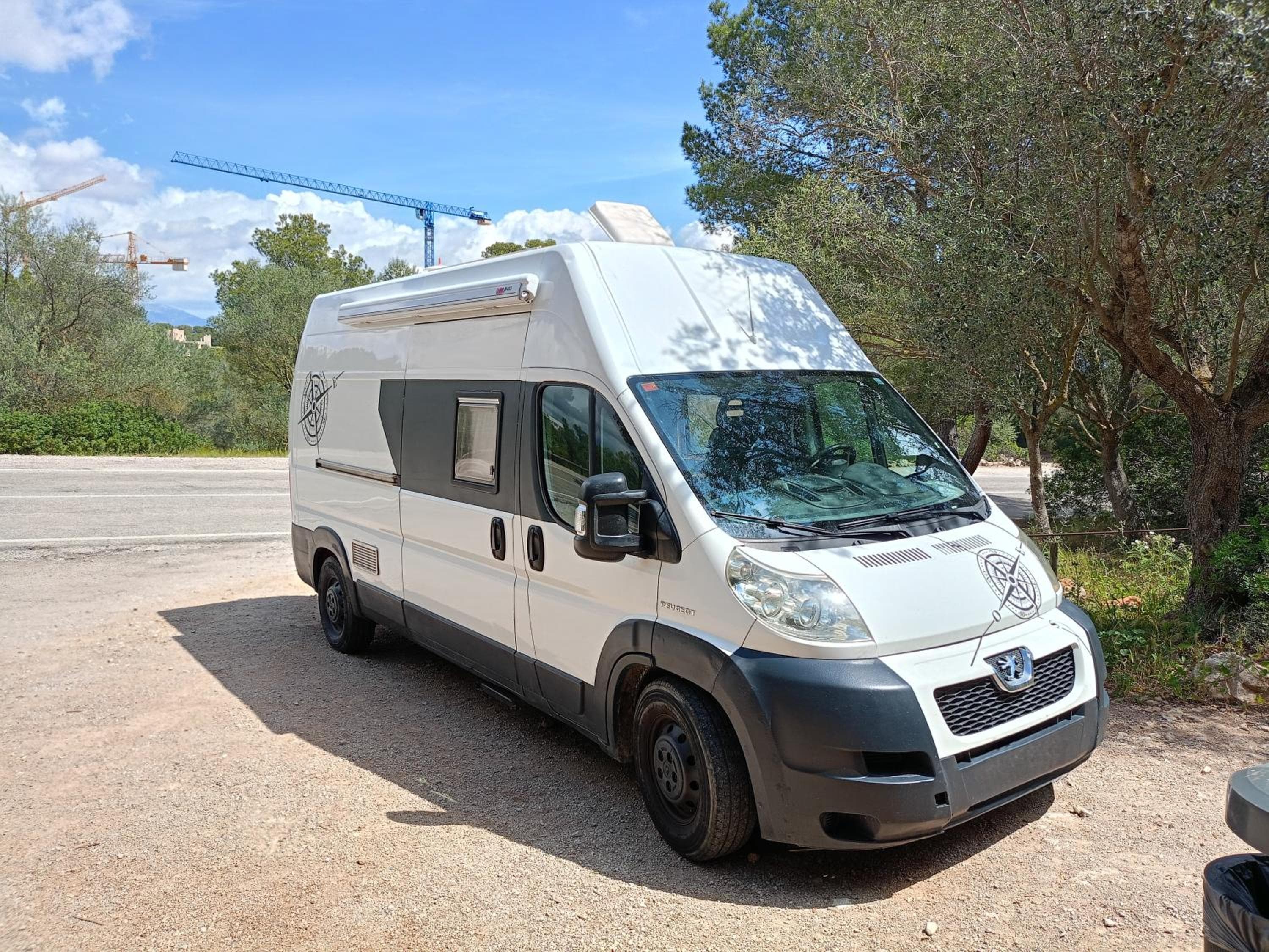 Furgoneta Camper Gran Volumen — 30