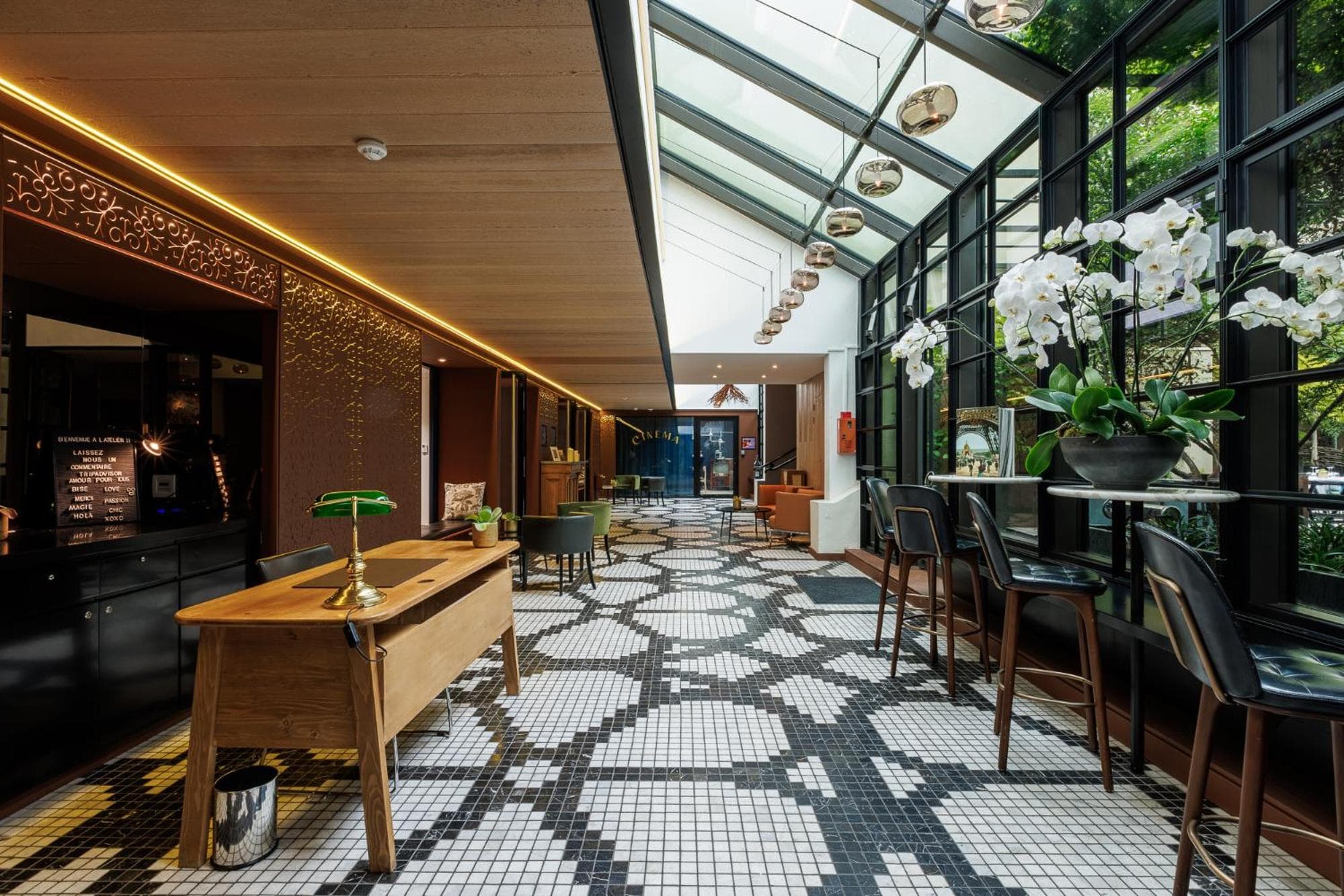 Novotel Paris Les Halles hotel, 8 Place Marguerite de Navarre, Paris, France — photo 2