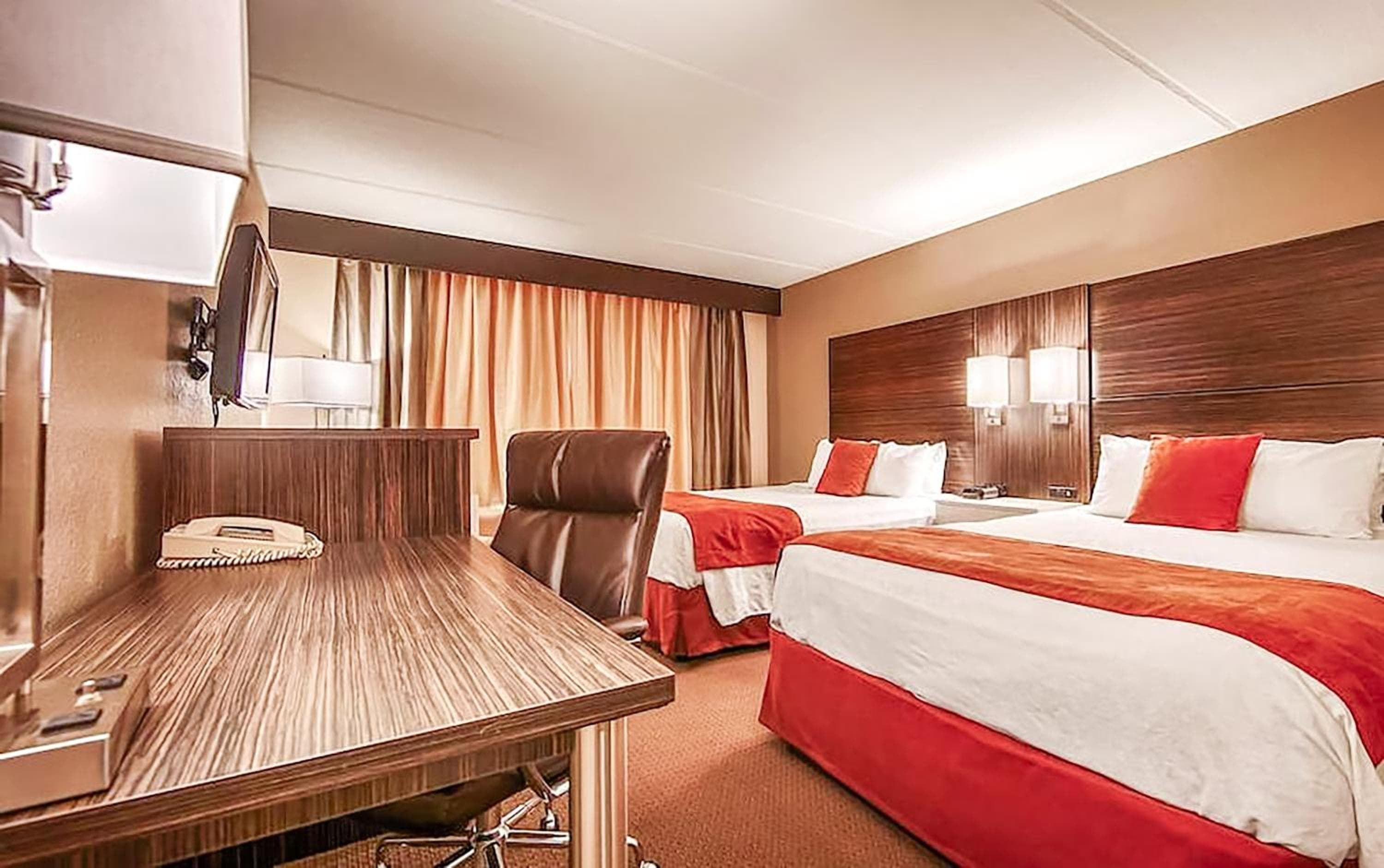 Best Western Airport Inn & Suites — 14