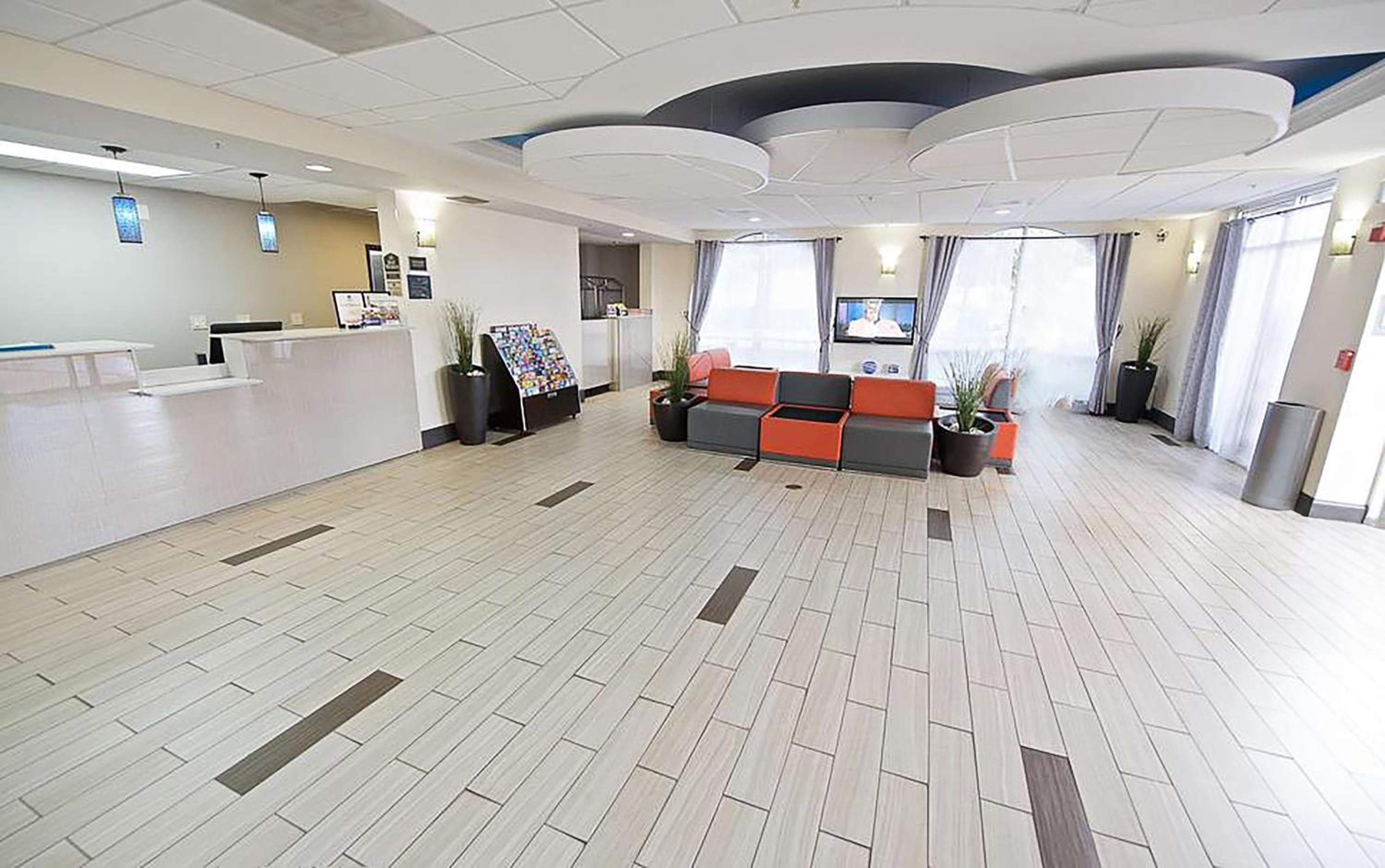 Best Western Airport Inn & Suites — 17