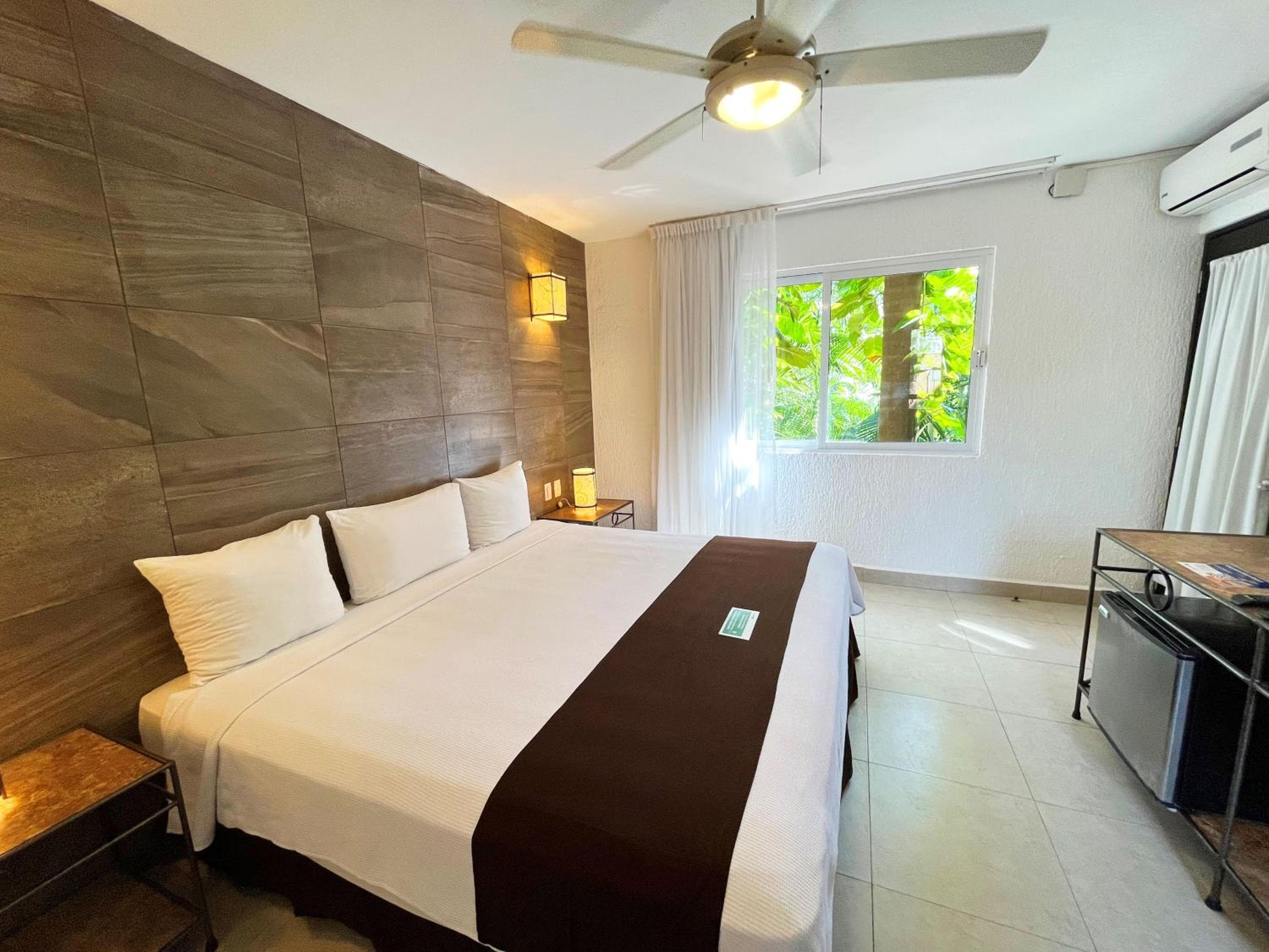 Tukan Hotel Playa del Carmen — 11