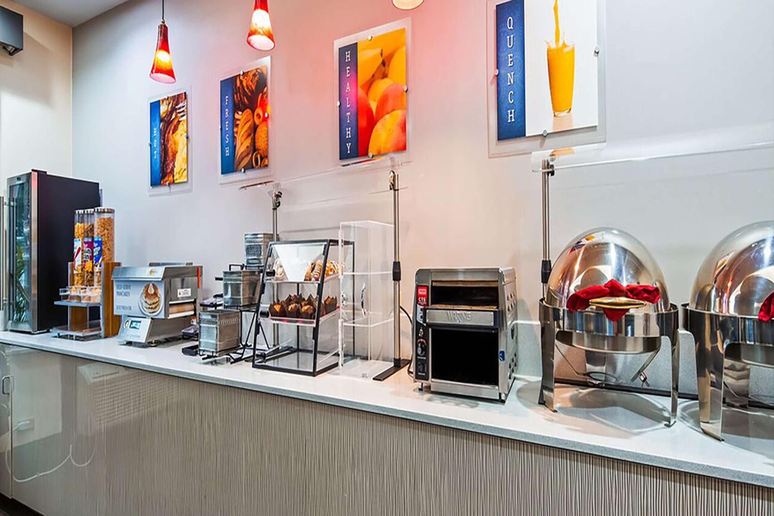 Best Western Airport Inn & Suites — 10
