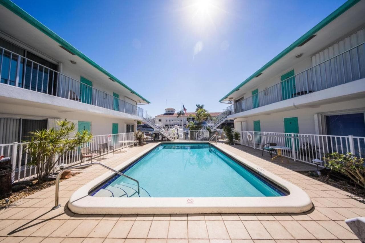 Mahalo Isles Apartments by Rocketstay — 16