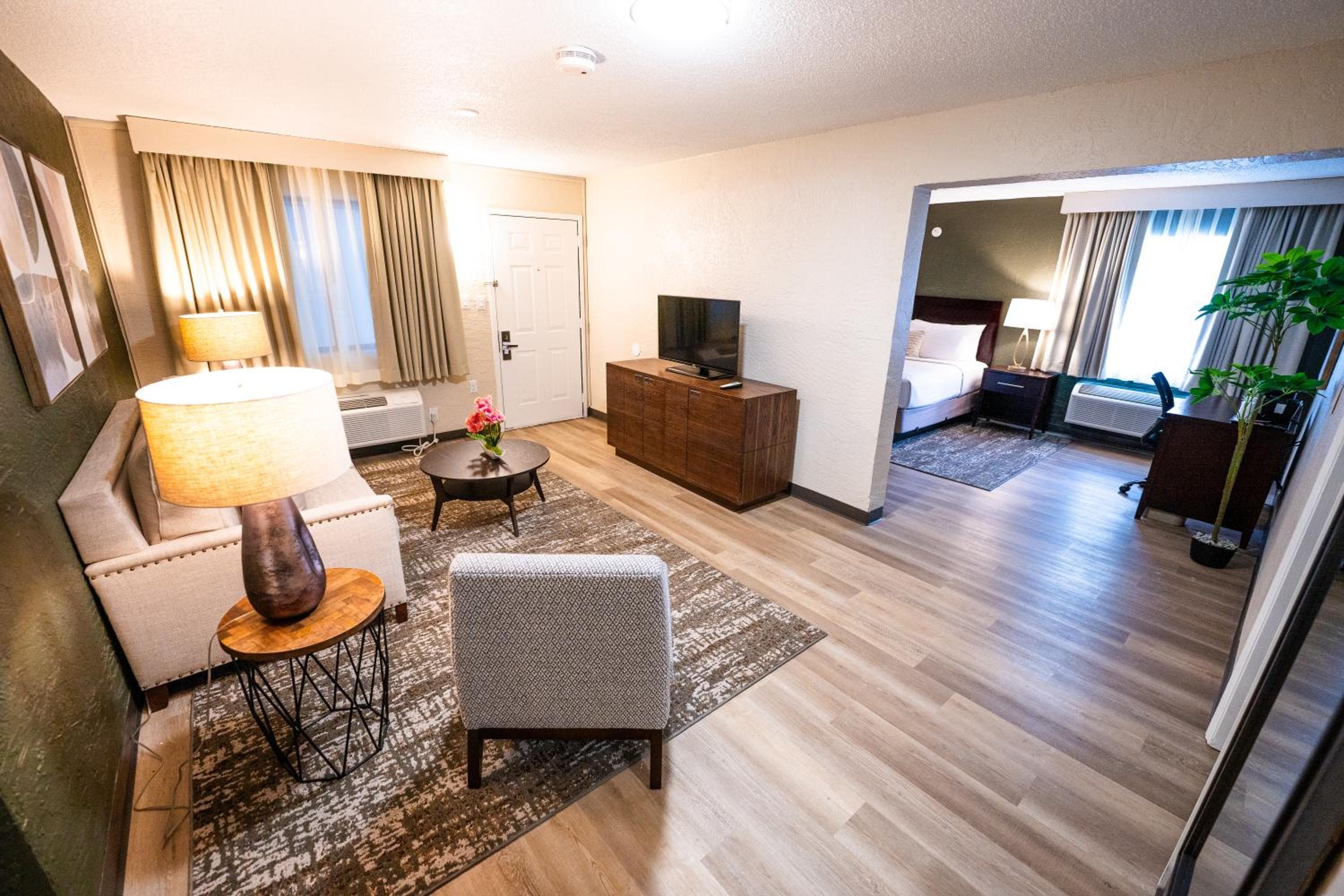No hacer hoteles — 18