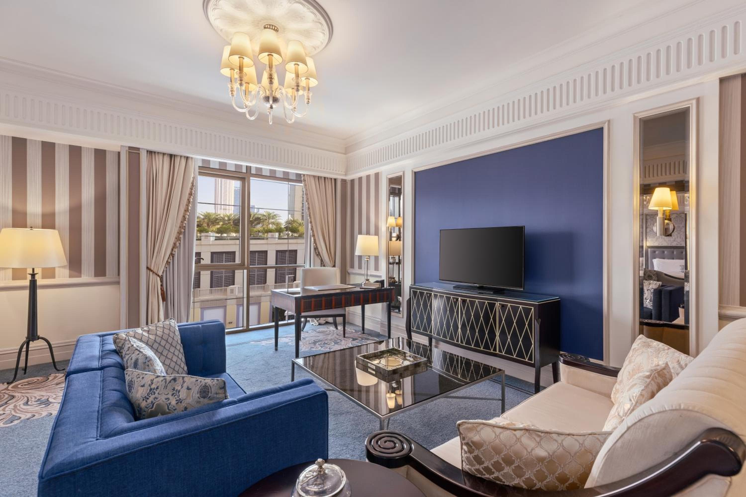 Al Habtoor Palace - Preferred Hotels & Resorts — 24