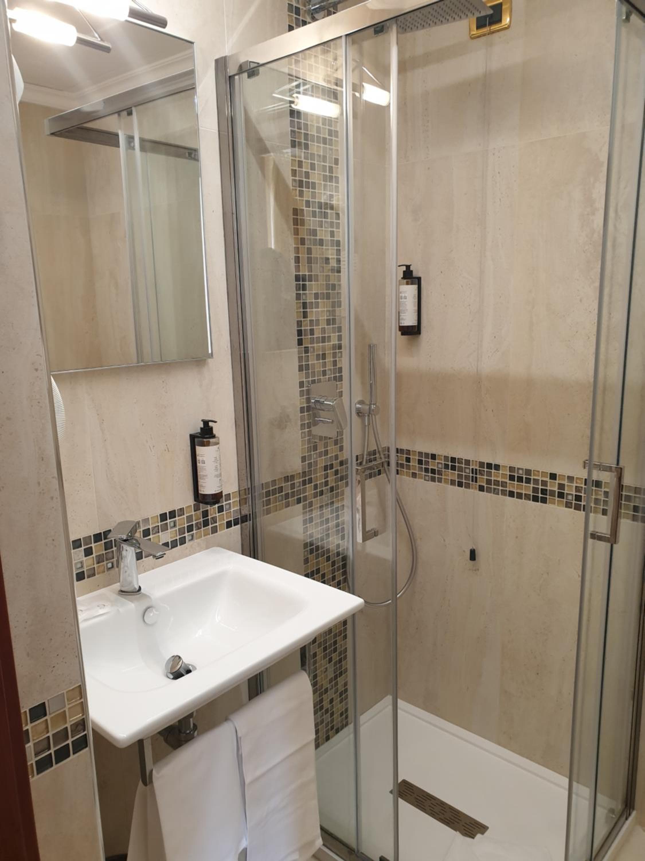 Hotel Bolívar — 9
