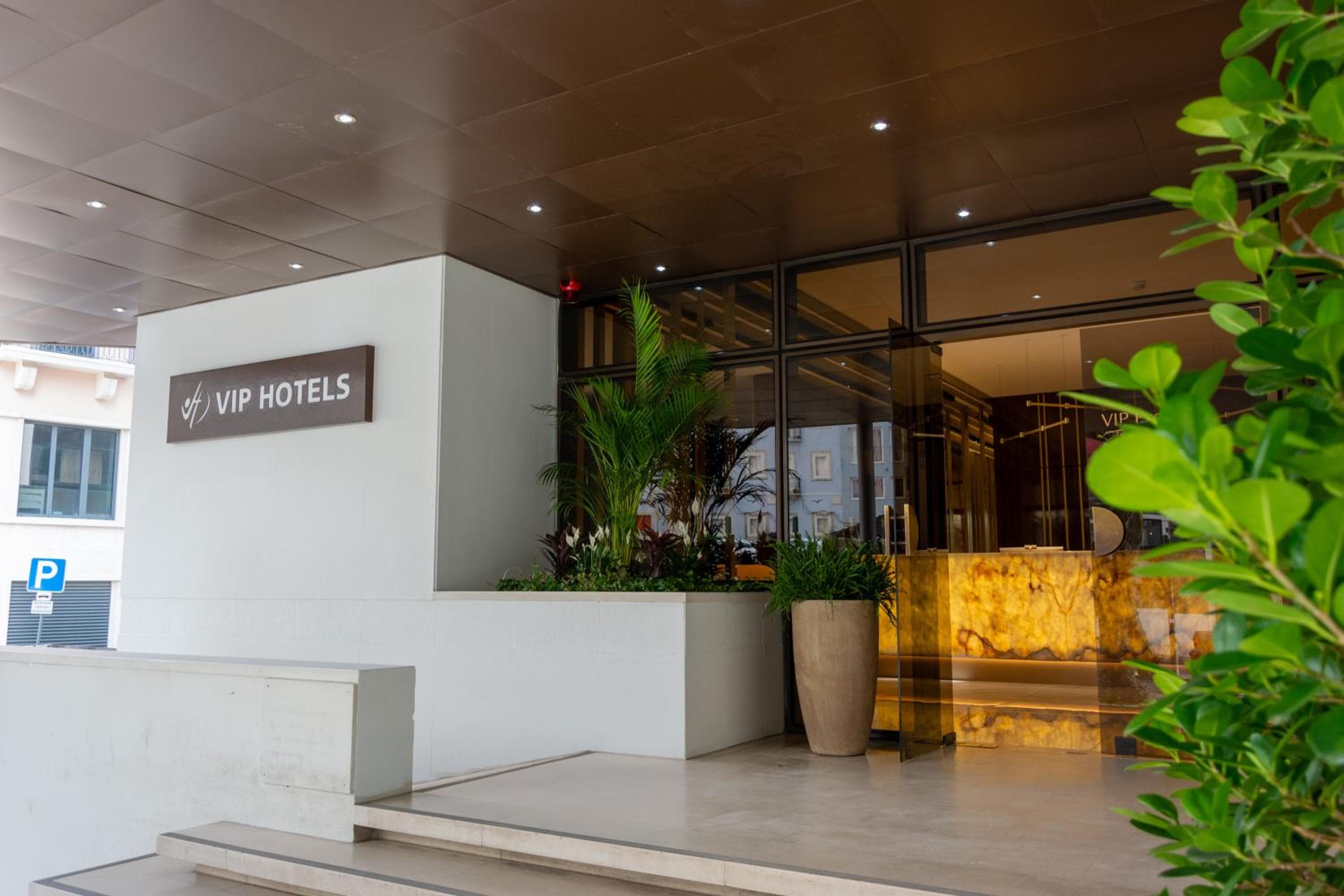 VIP Executive Suites do Marquês Hotel — 8