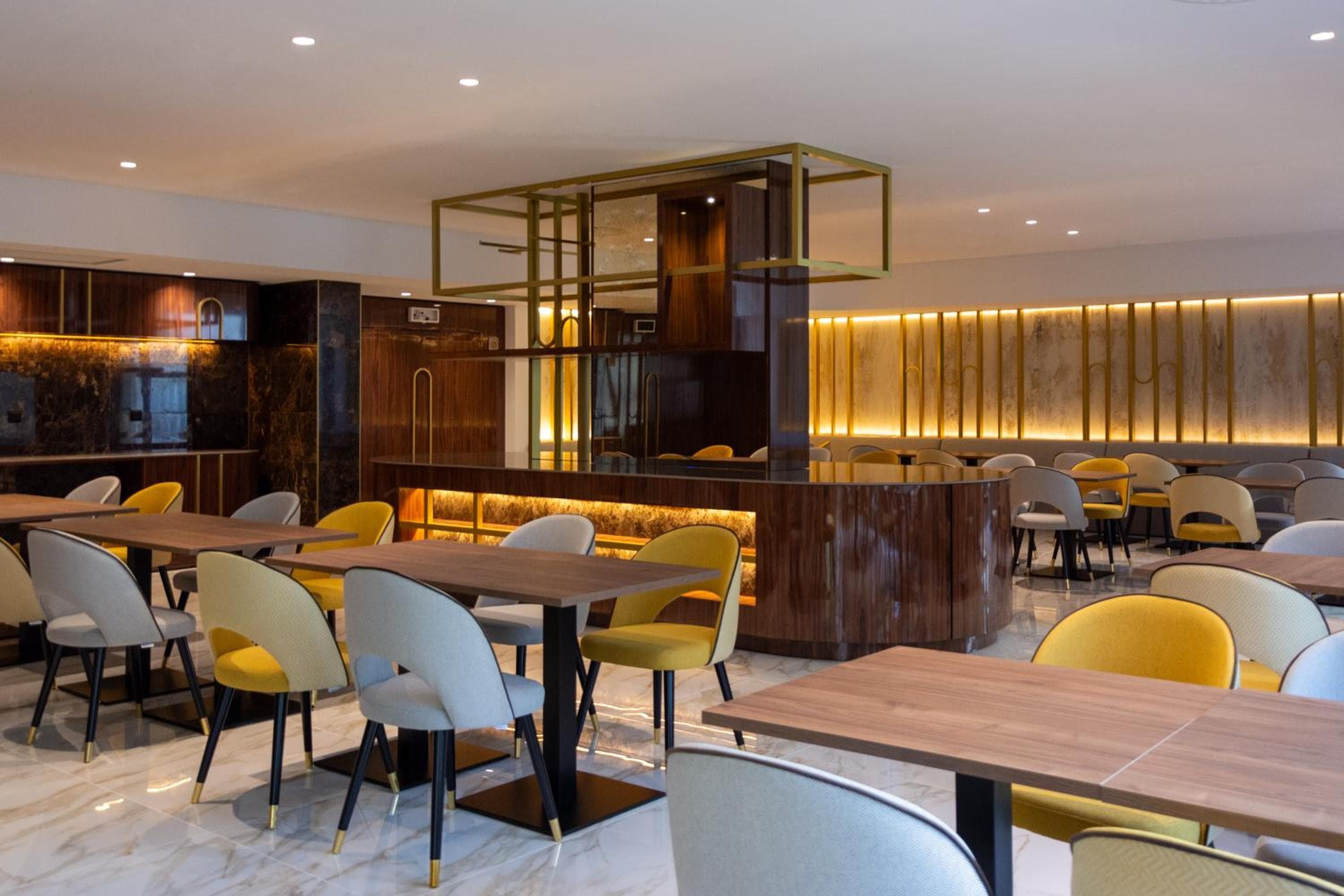 VIP Executive Suites do Marquês Hotel — 22
