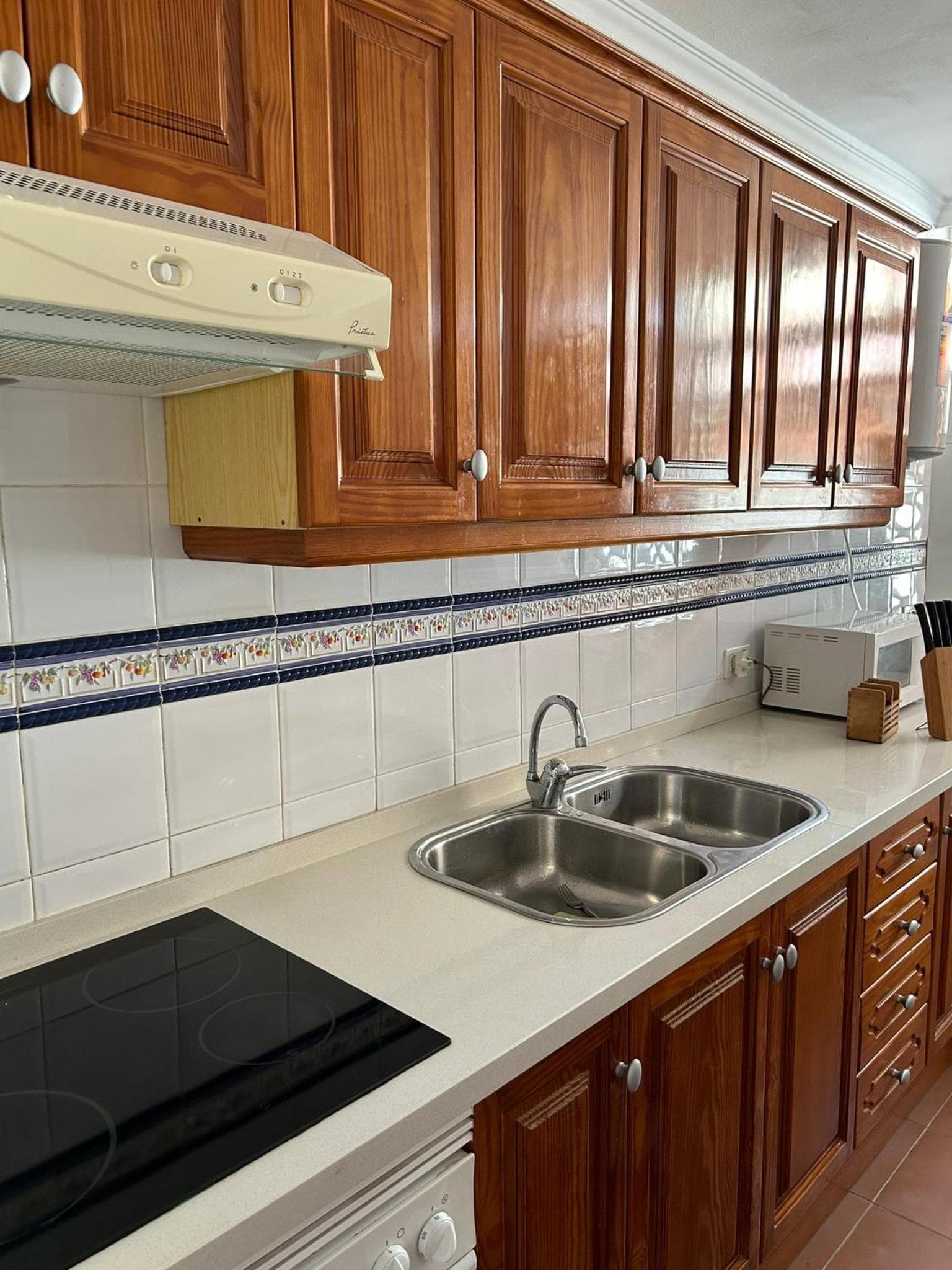 VERAMAR Prime Beachfront Location, Free Parking, Steps to the Sand — 5