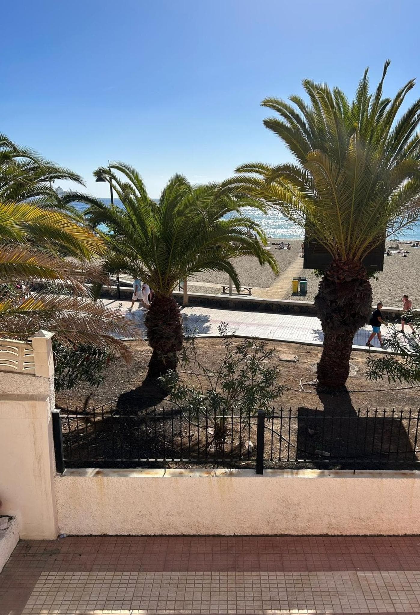 VERAMAR Prime Beachfront Location, Free Parking, Steps to the Sand — 2