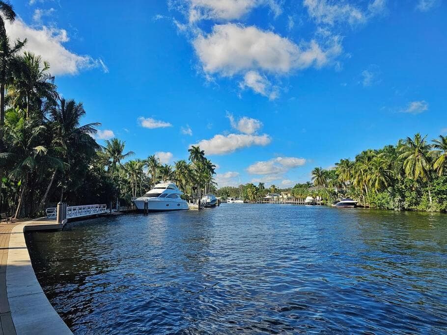 Tarpon River House — 17