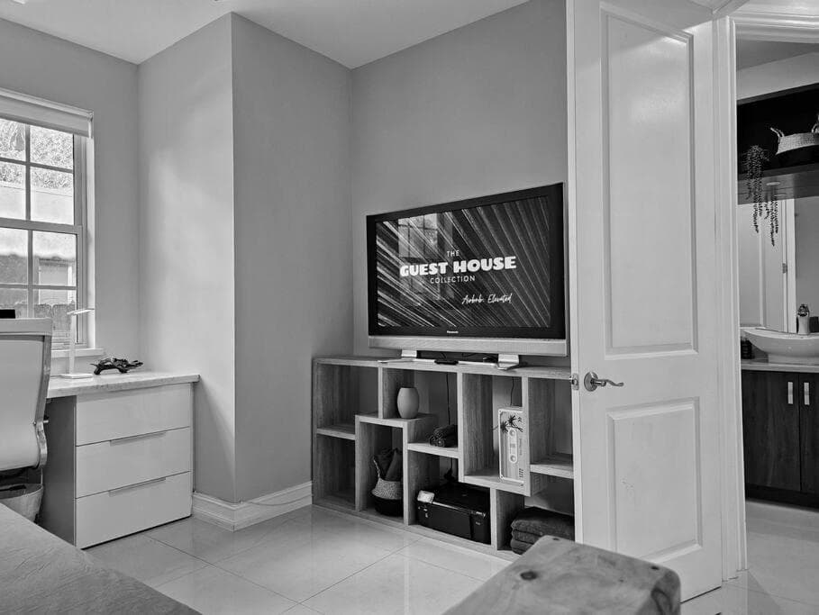 Tarpon River House — 5