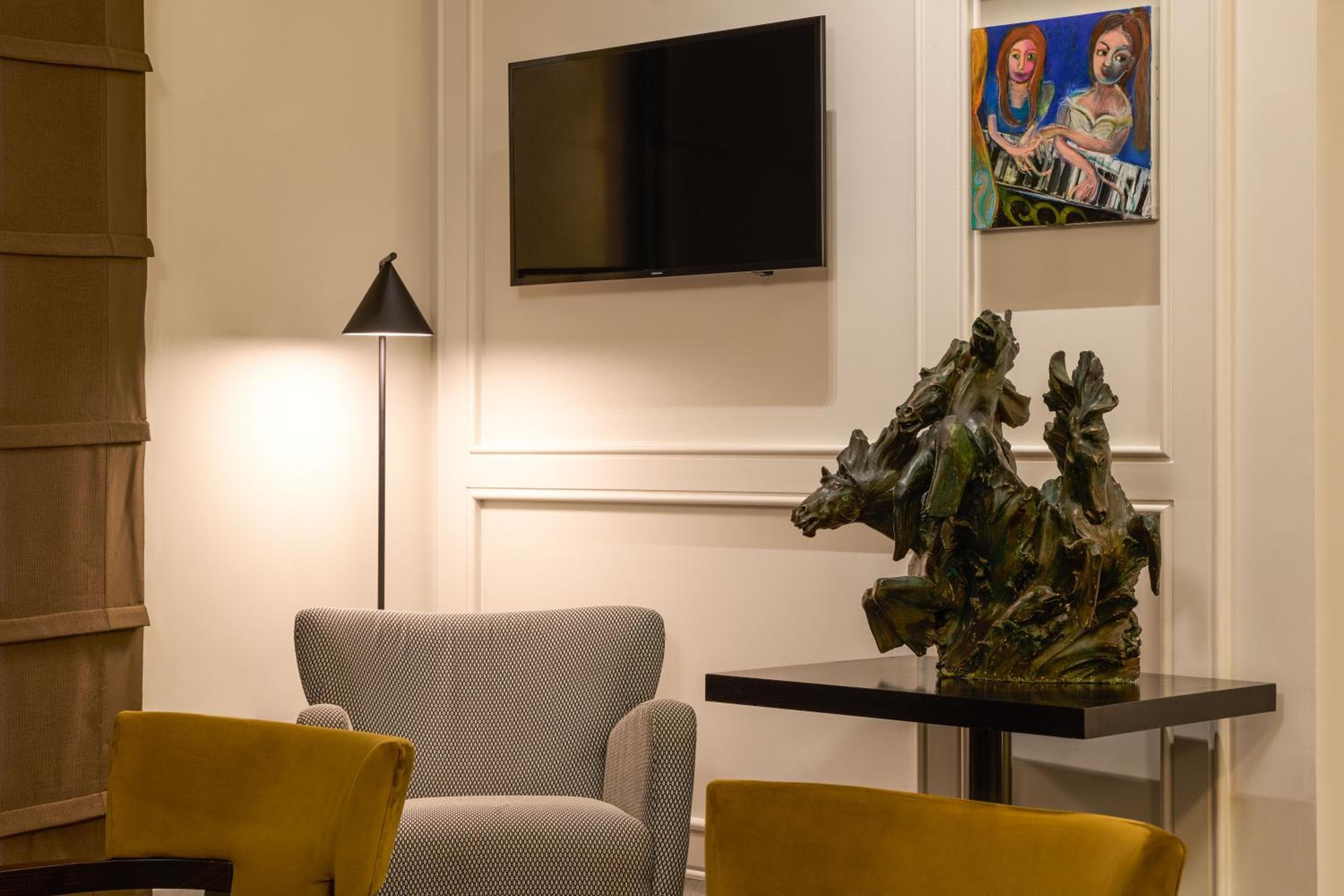 Mascagni Luxury Rooms & Suites — 13