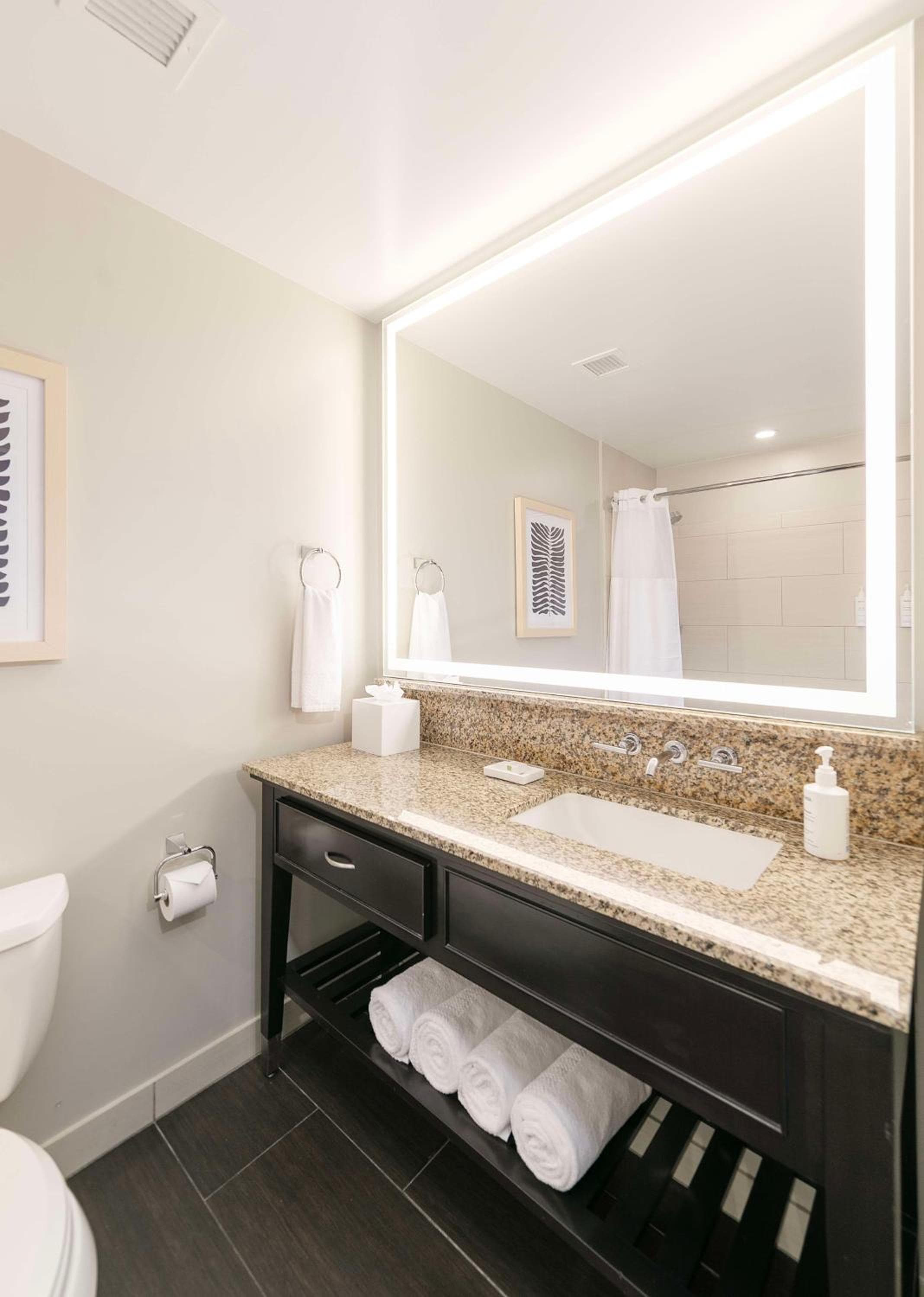 Collezione di arazzi Jamaica Bay Inn Marina Del Rey di Hilton — 17