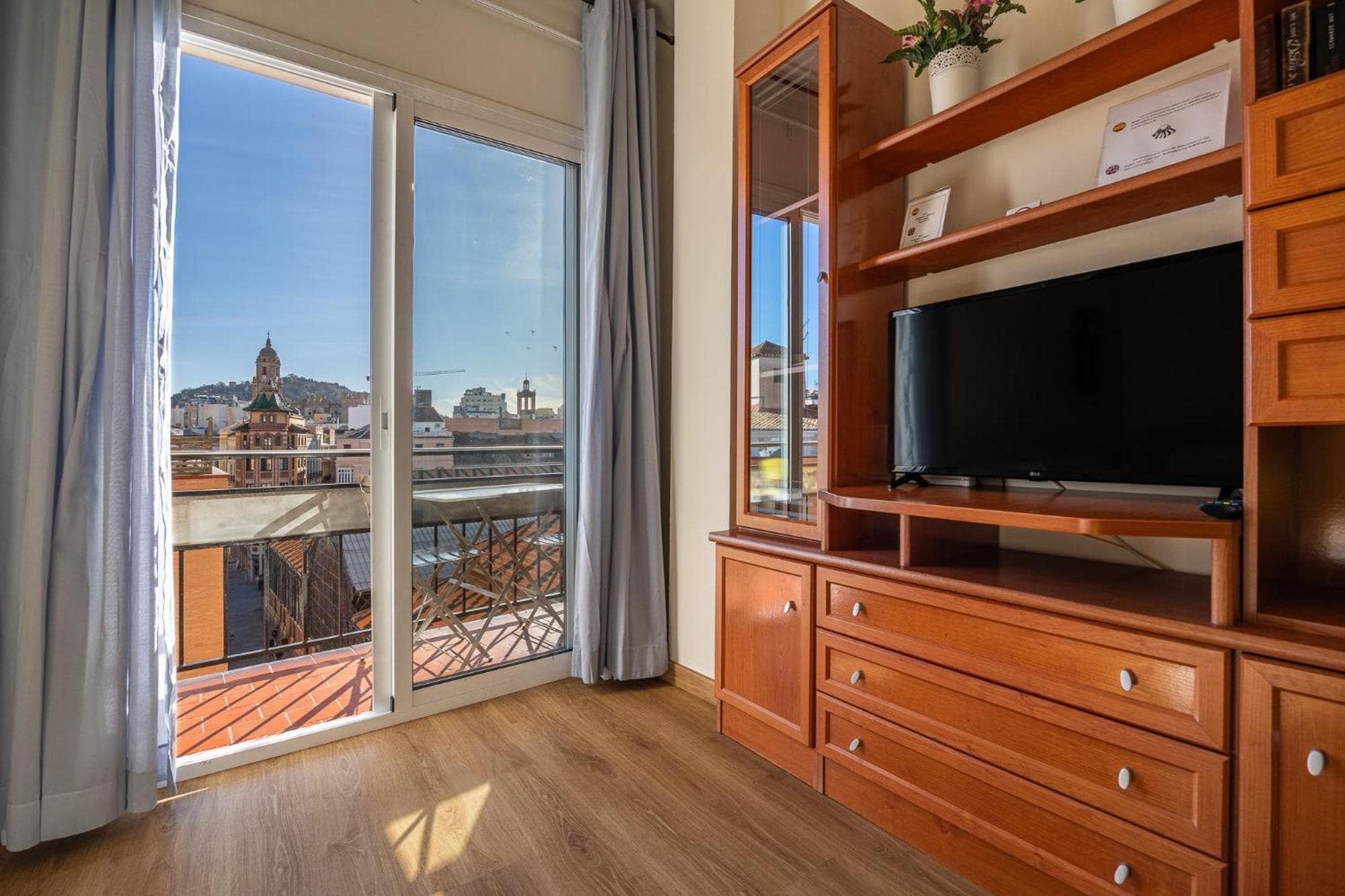 Atarazanas Málaga Boutique Hotel — 7