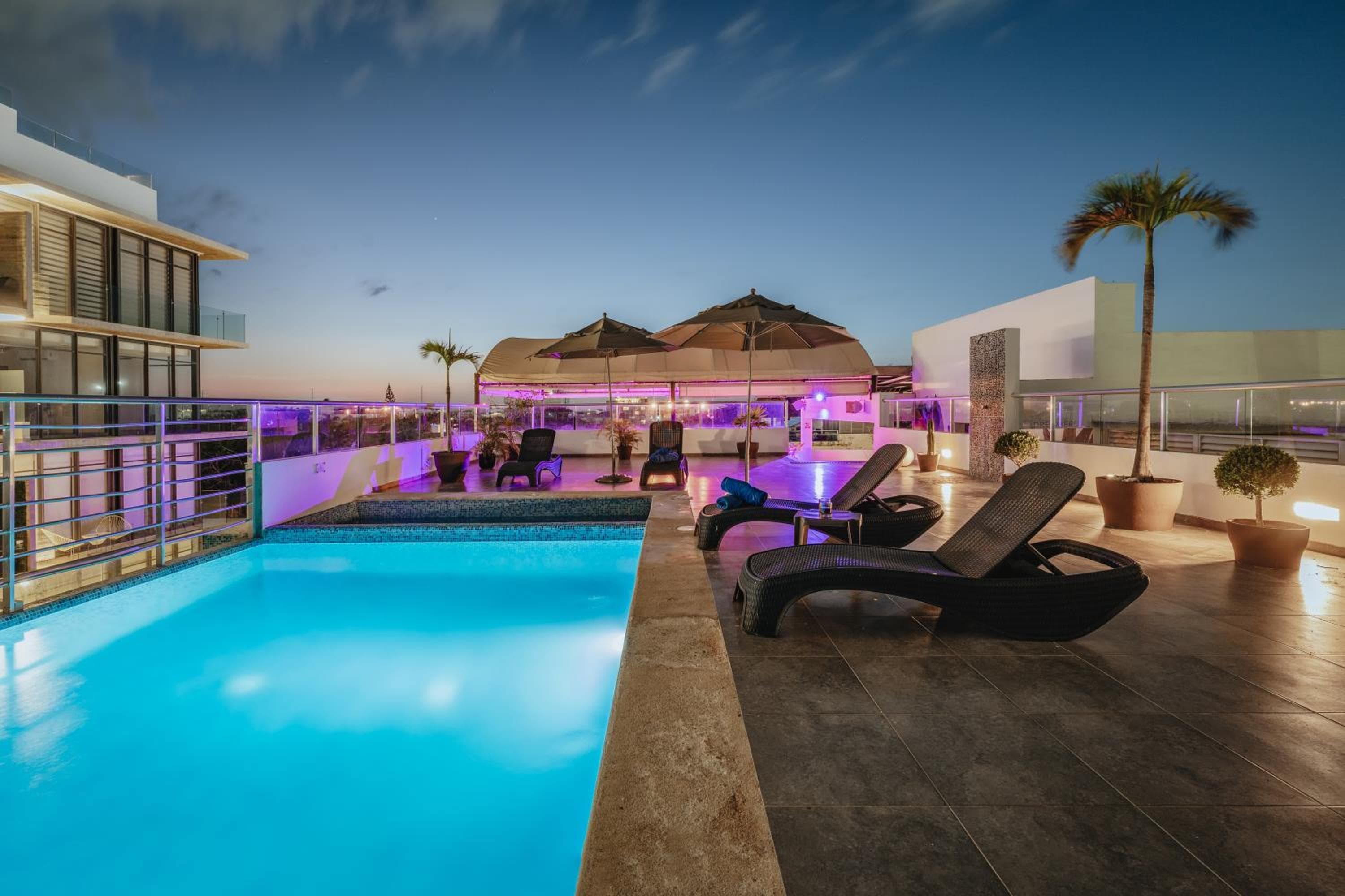 Soho Playa Hotel — 4