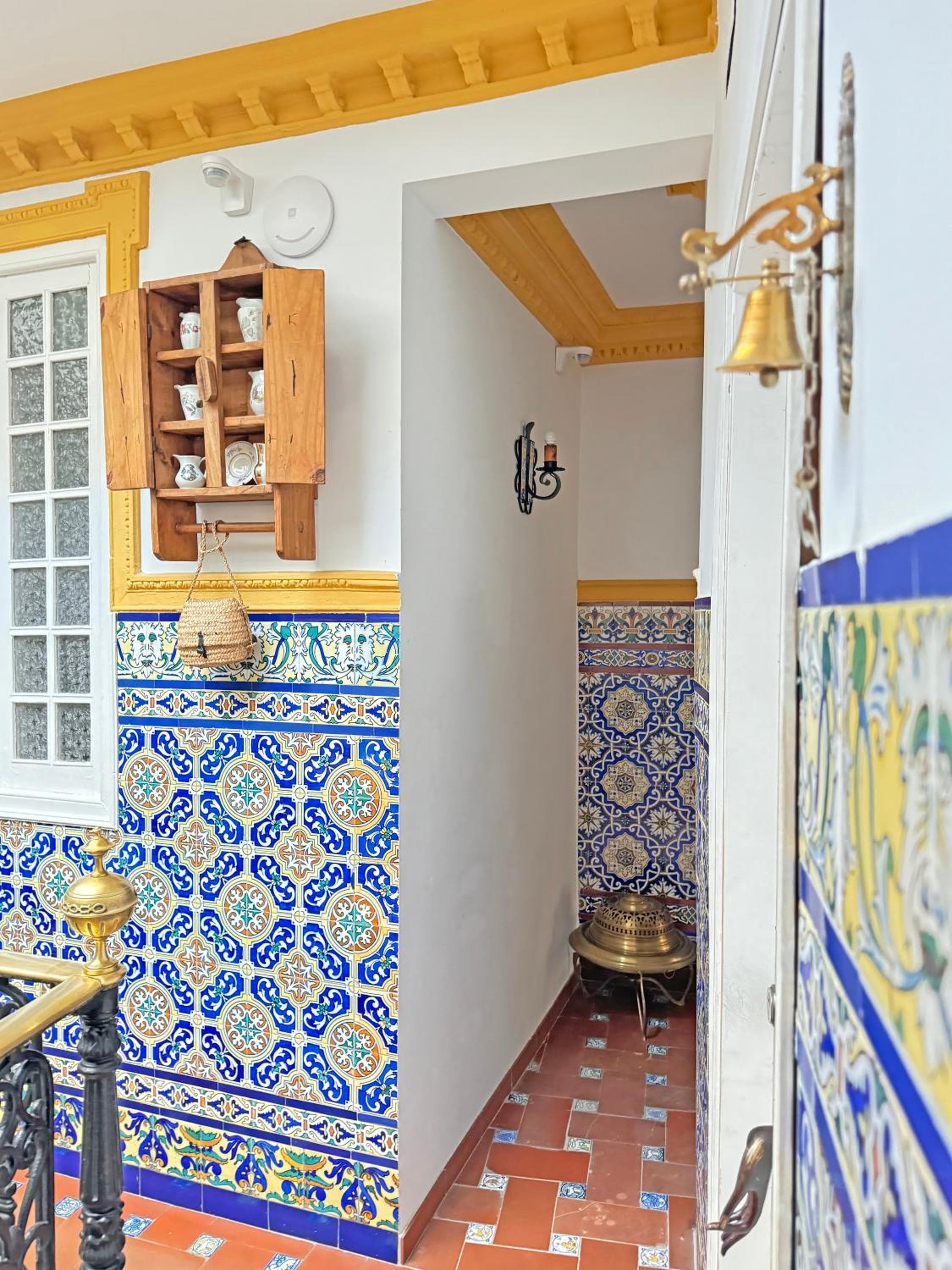 Palace House Hércules Apartments — 8