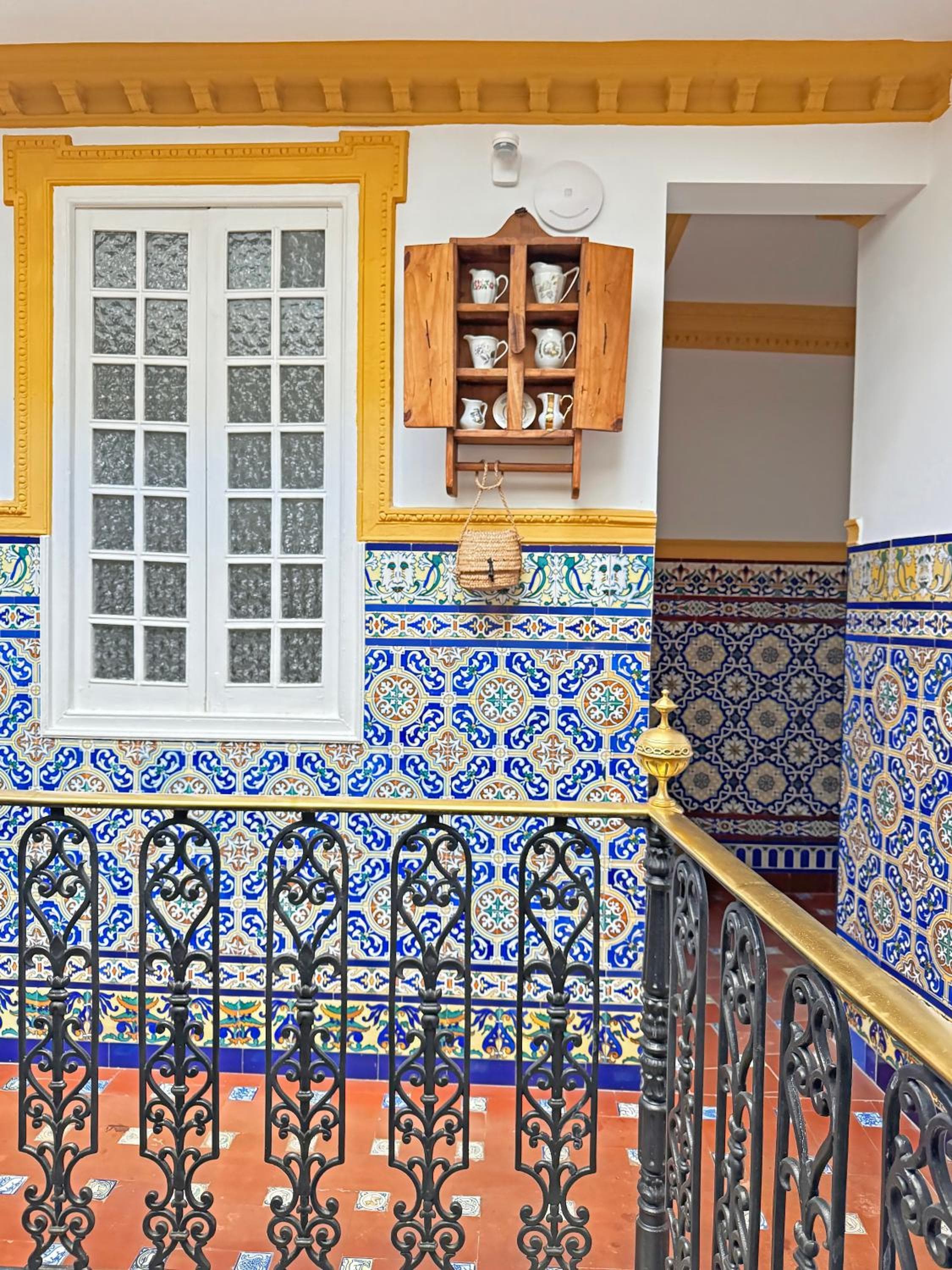 Palace House Hércules Apartments — 10