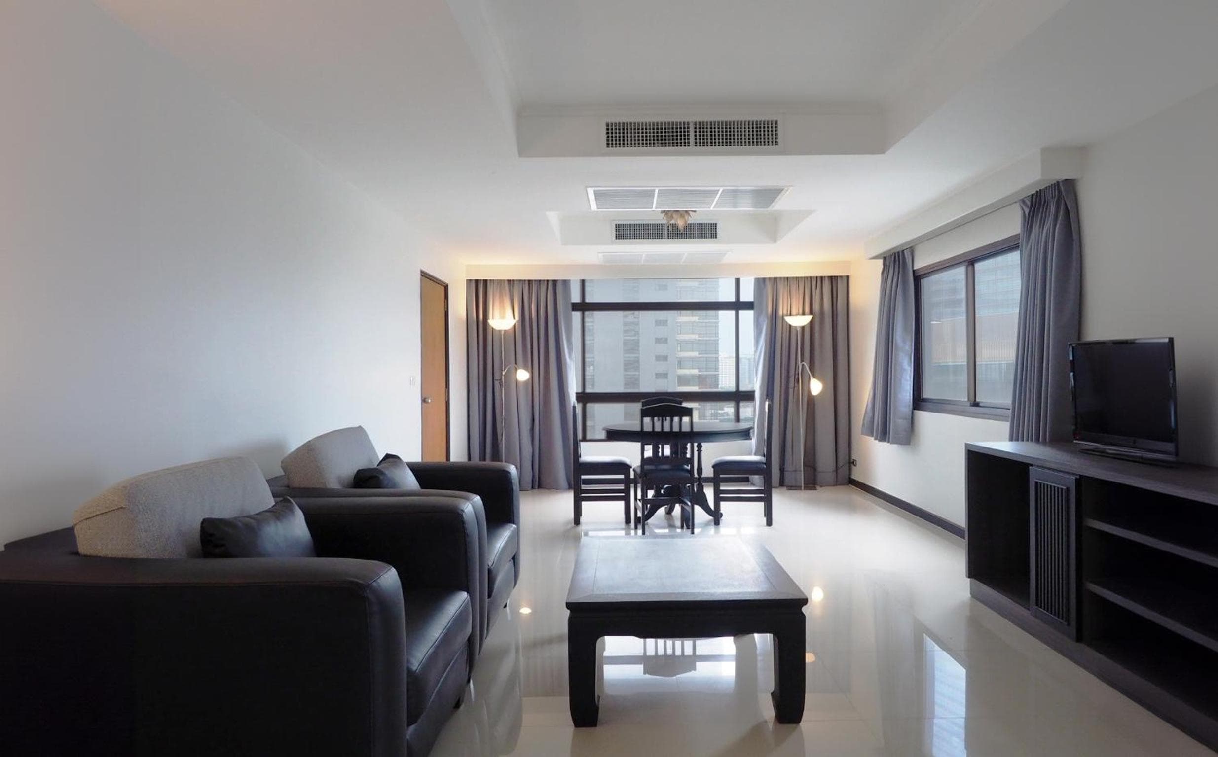Pinnacle Lumpini Park Hotel — 14